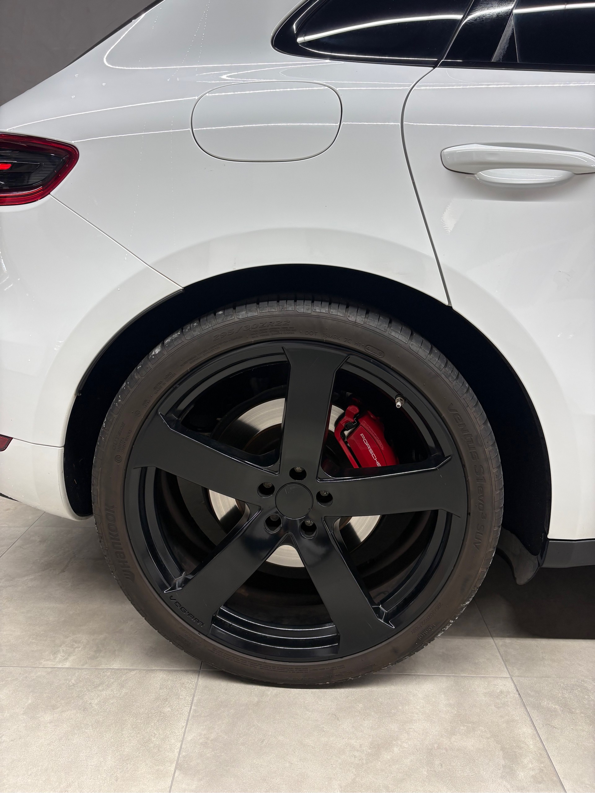 PORSCHE Macan Turbo PDK-image-6