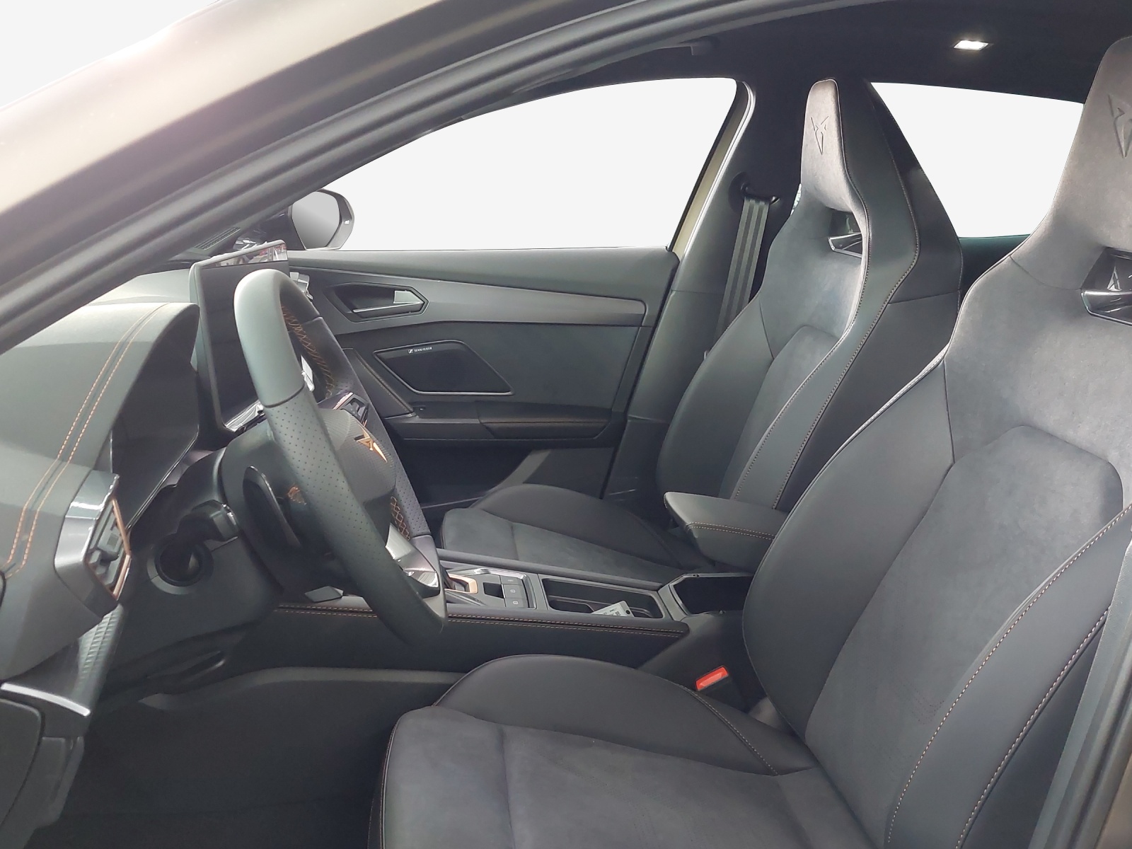 CUPRA Formentor 1.5 e-HYBRID pHEV VZ DSG-image-7