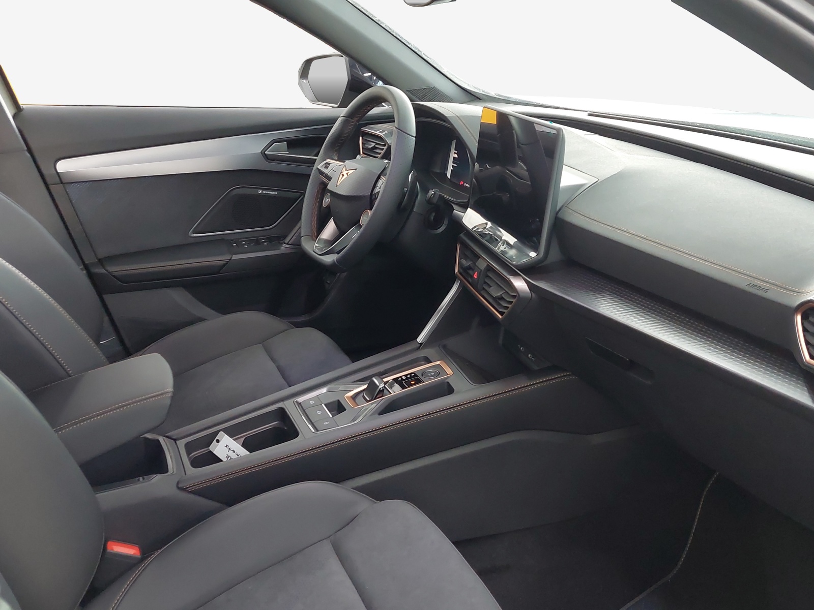 CUPRA Formentor 1.5 e-HYBRID pHEV VZ DSG-image-13