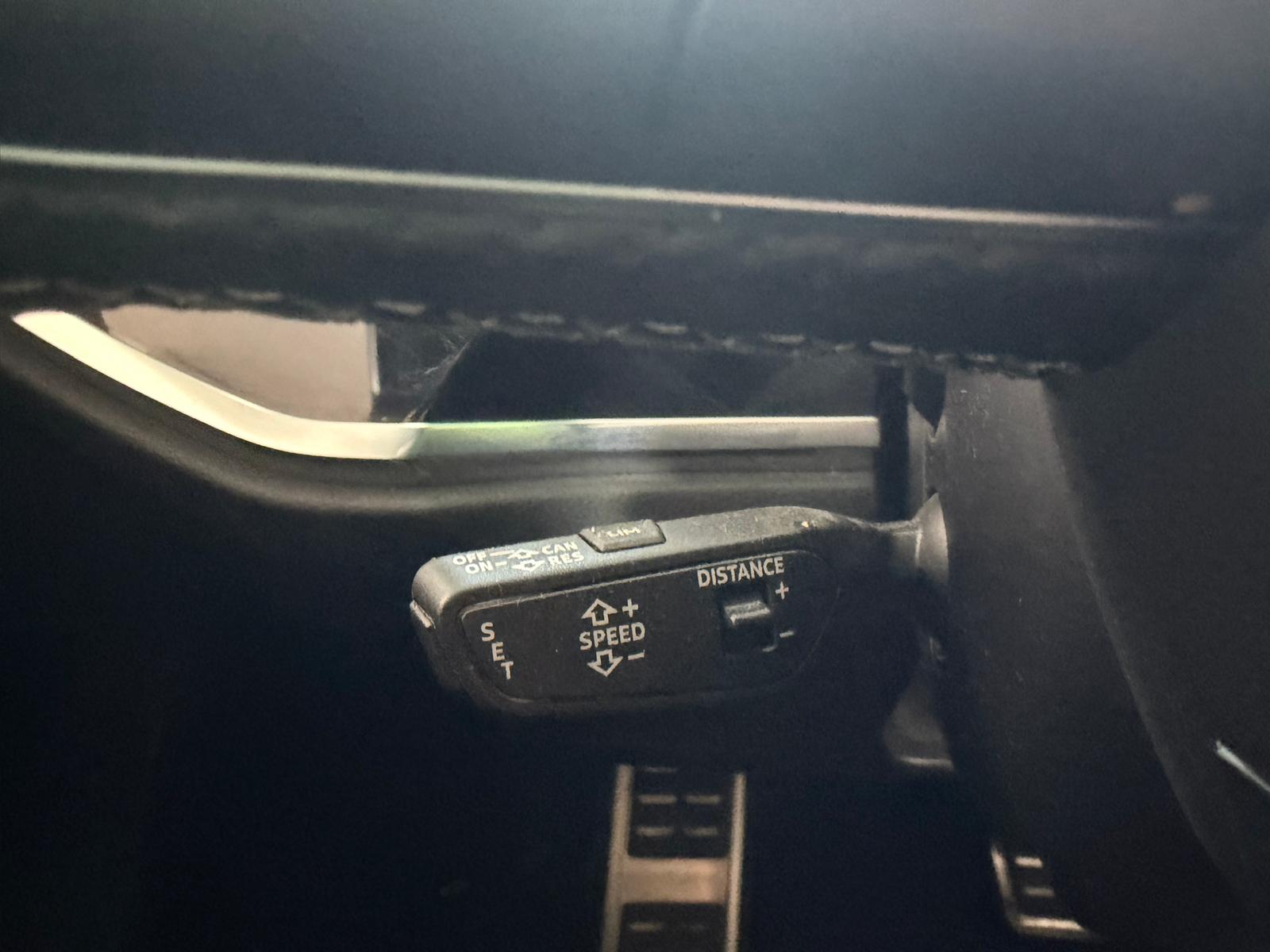 AUDI Q3 Sportback 35 TFSI S line S-tronic - Toit ouvrant-image-17