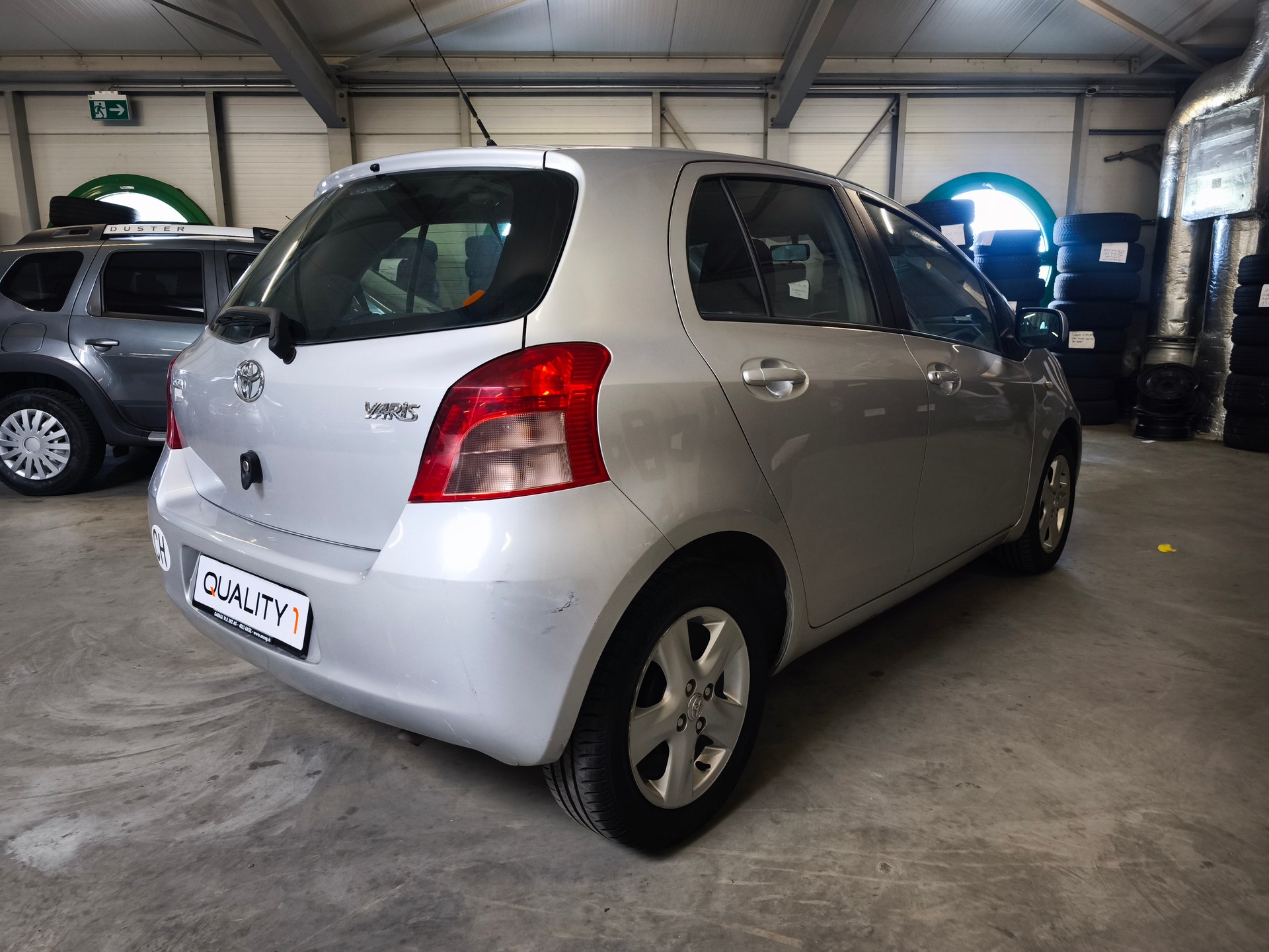 TOYOTA Yaris 1.3 Linea Sol-image-2