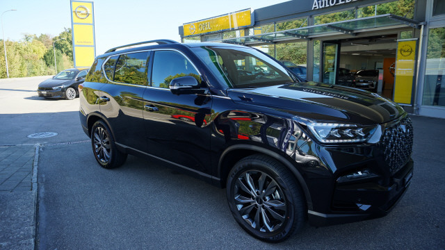 KGM-SsangYong Rexton 2.2 Black 4WD-image-3
