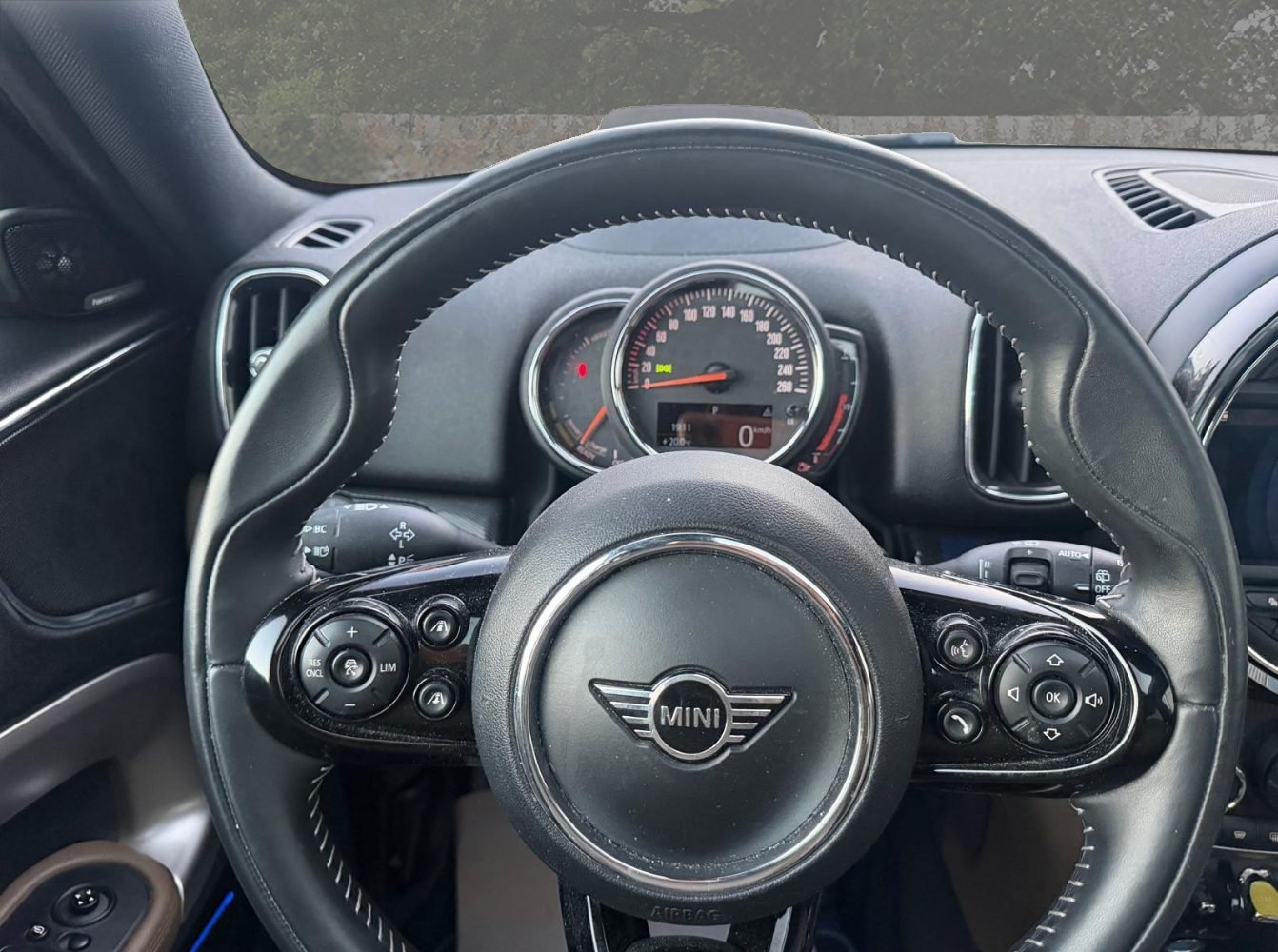MINI Countryman Cooper SE Trafalgar ALL4 PHEV Steptronic-image-7