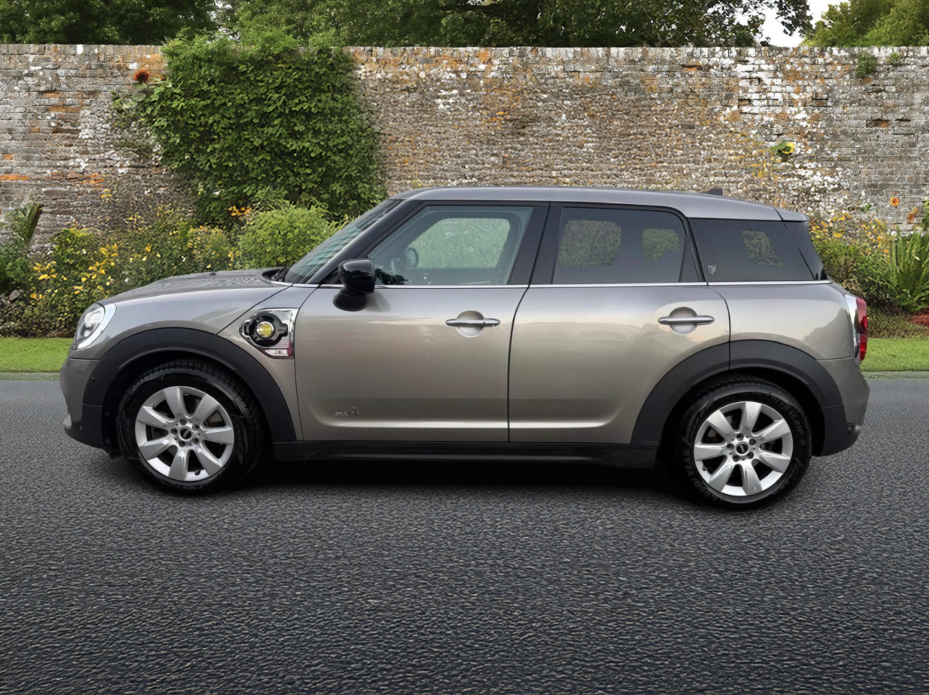 MINI Countryman Cooper SE Trafalgar ALL4 PHEV Steptronic-image-1