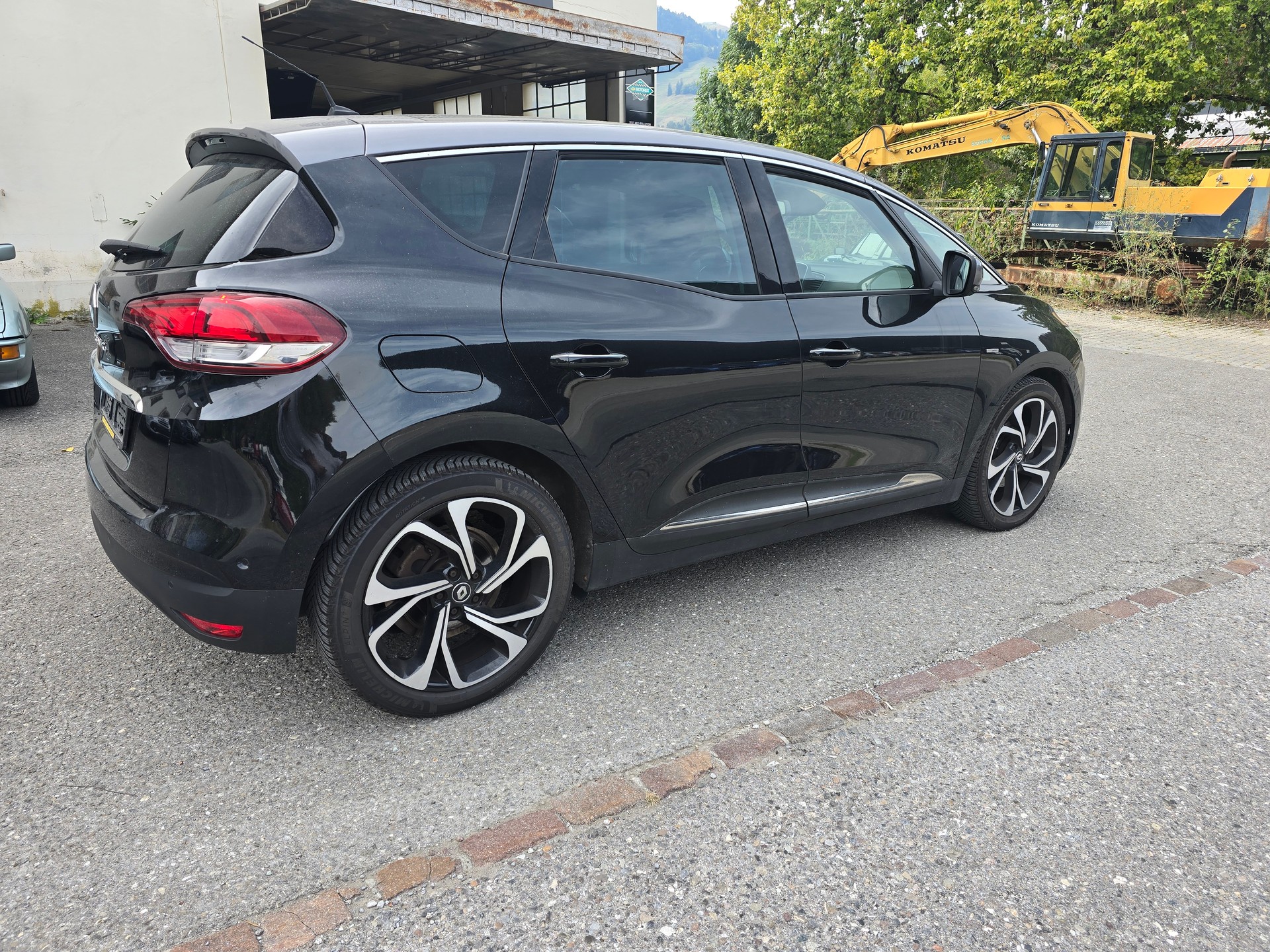 RENAULT Scénic 1.2 16V Turbo Bose-image-4