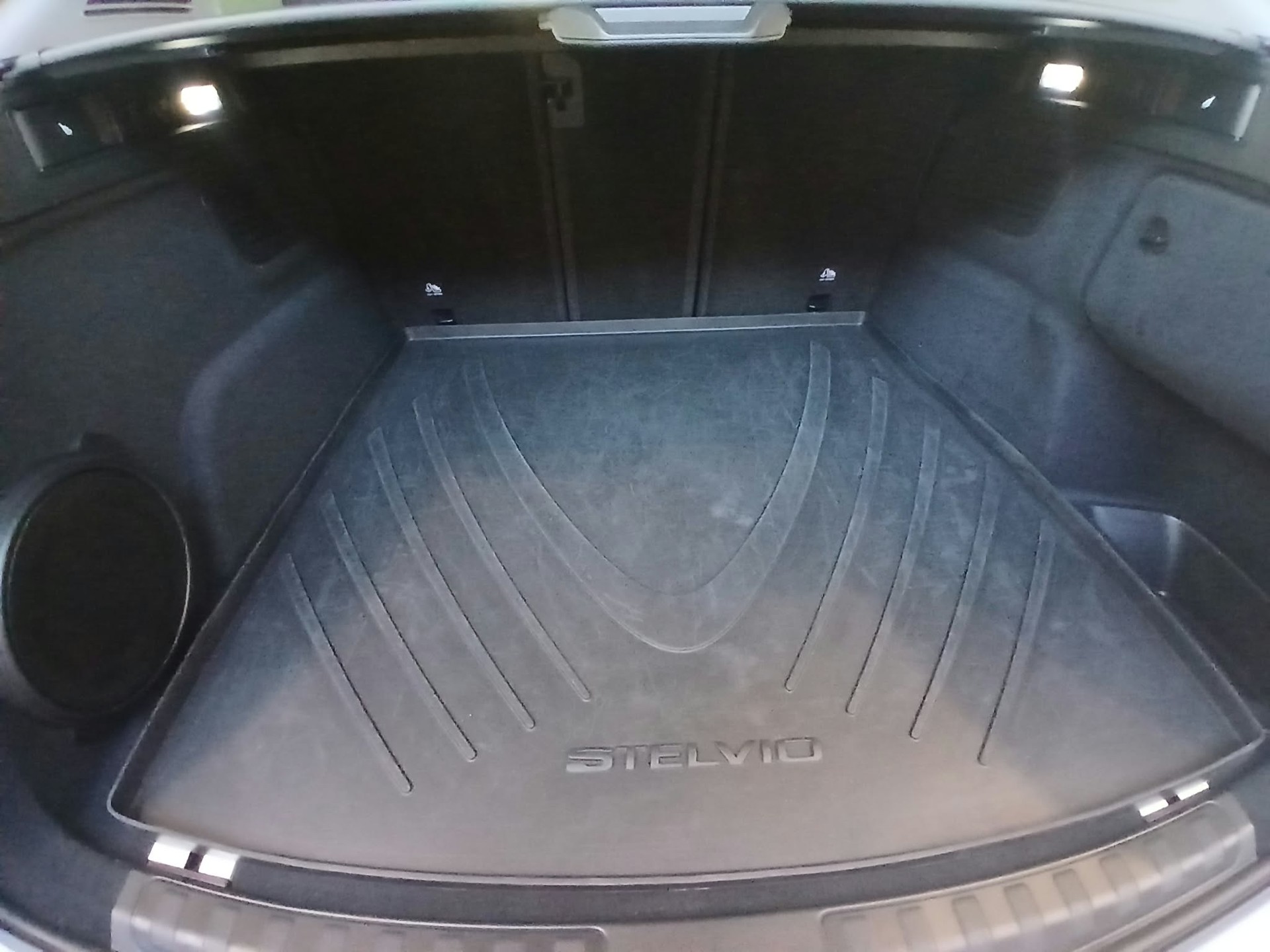 ALFA ROMEO Stelvio 2.0 Executive Q4 Automatic-image-12