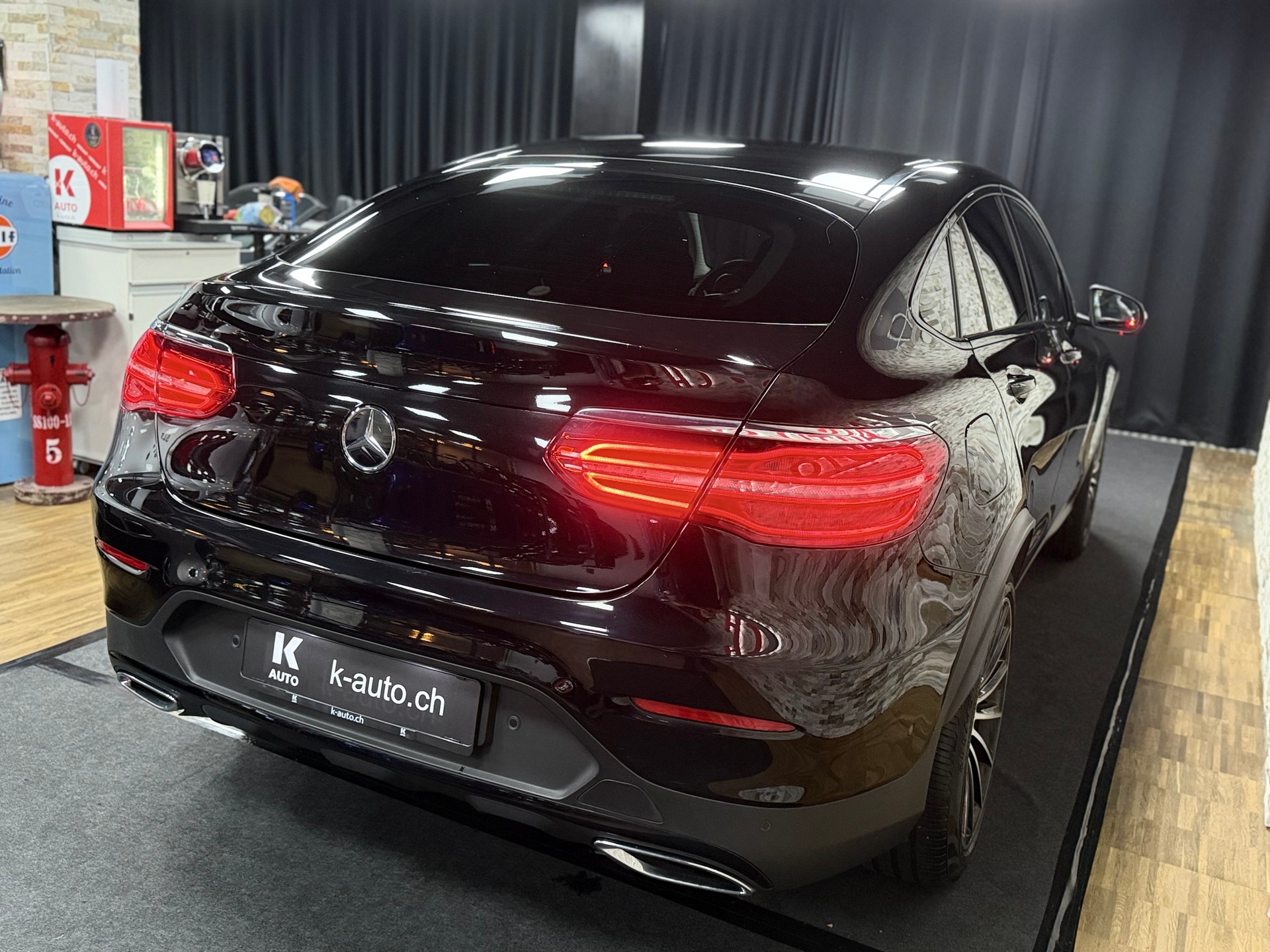 MERCEDES-BENZ GLC Coupé 250 d AMG Line 4Matic 9G-Tronic-image-4