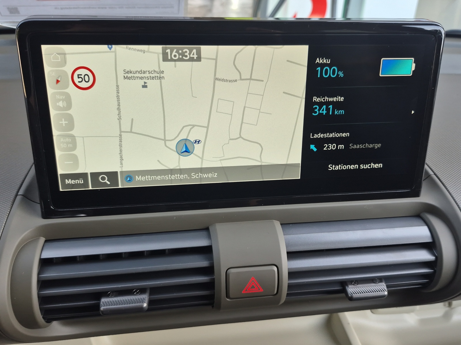 HYUNDAI Inster 49 kWh Electric Amplia Wärmepumpe-image-11