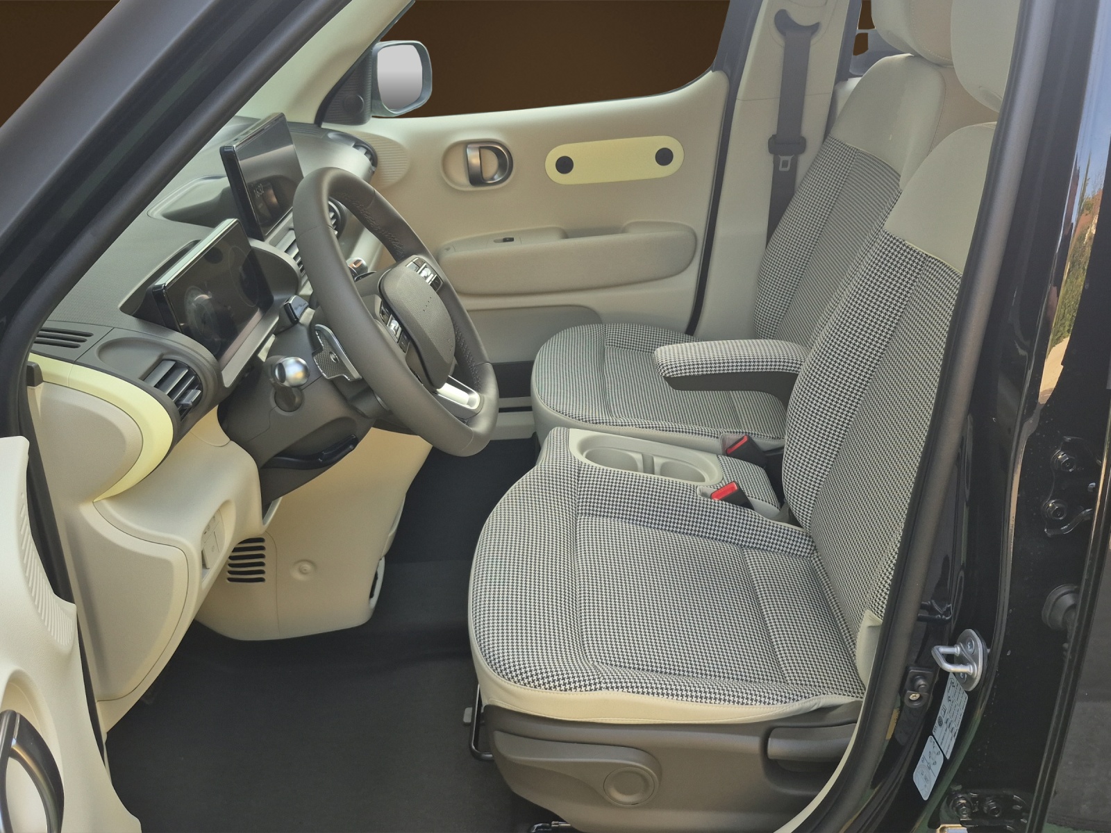 HYUNDAI Inster 49 kWh Electric Amplia Wärmepumpe-image-5