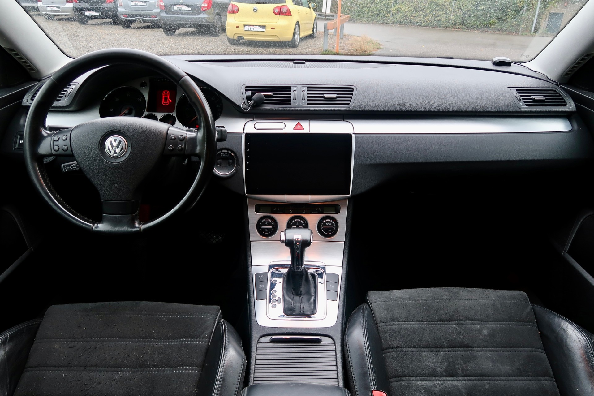 VW Passat Variant 2.0 TDI Highline-image-10