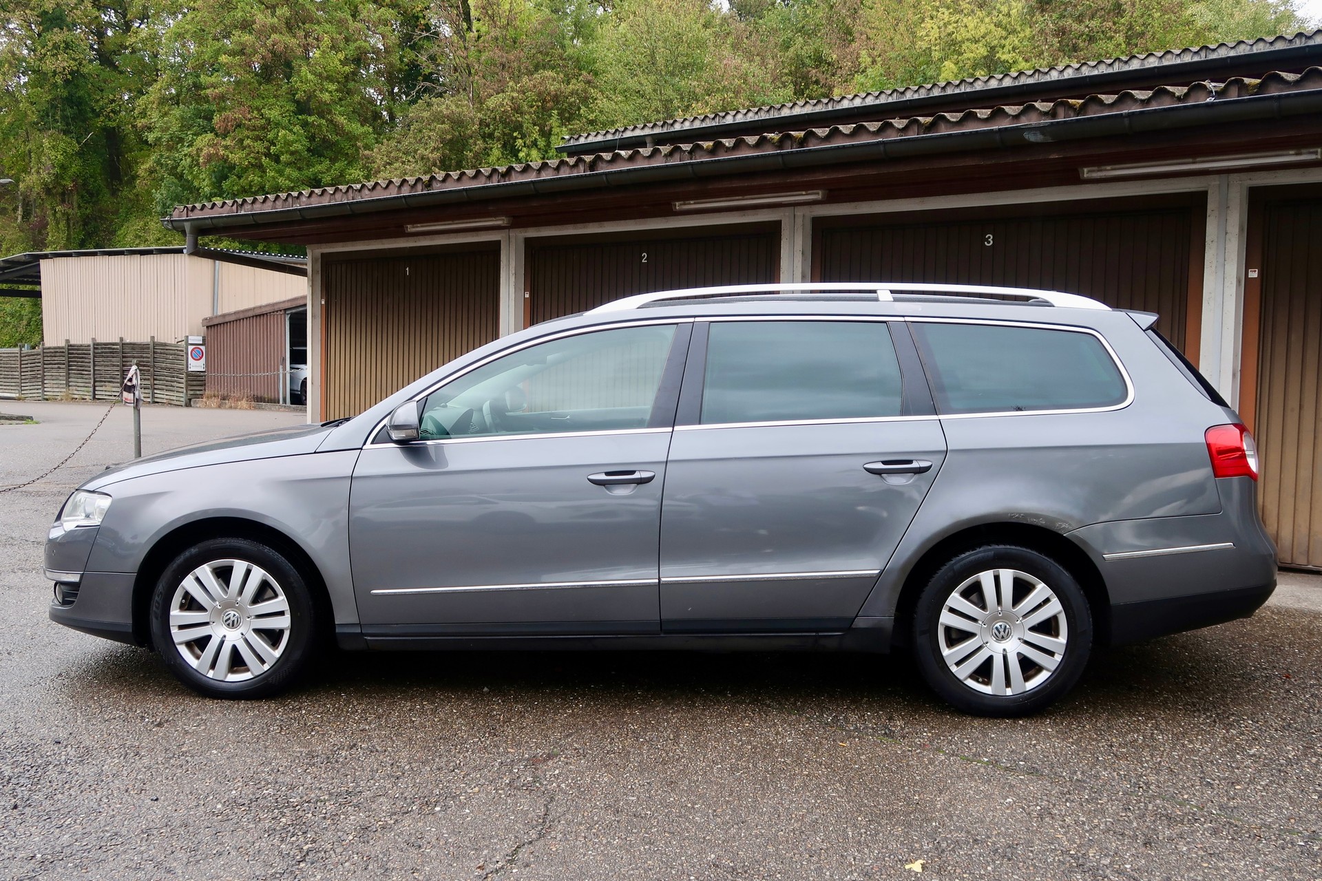 VW Passat Variant 2.0 TDI Highline-image-2