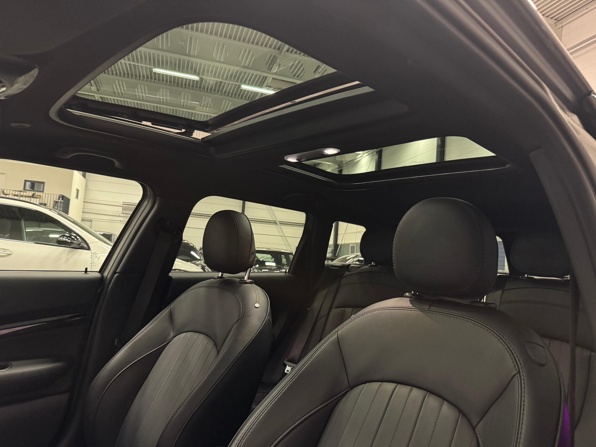 MINI Clubman Cooper S ALL4 Steptronic-image-17