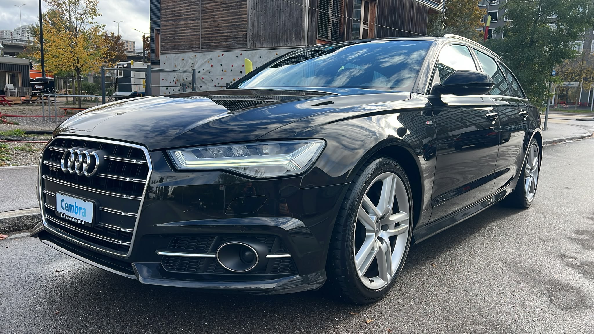 Car photo