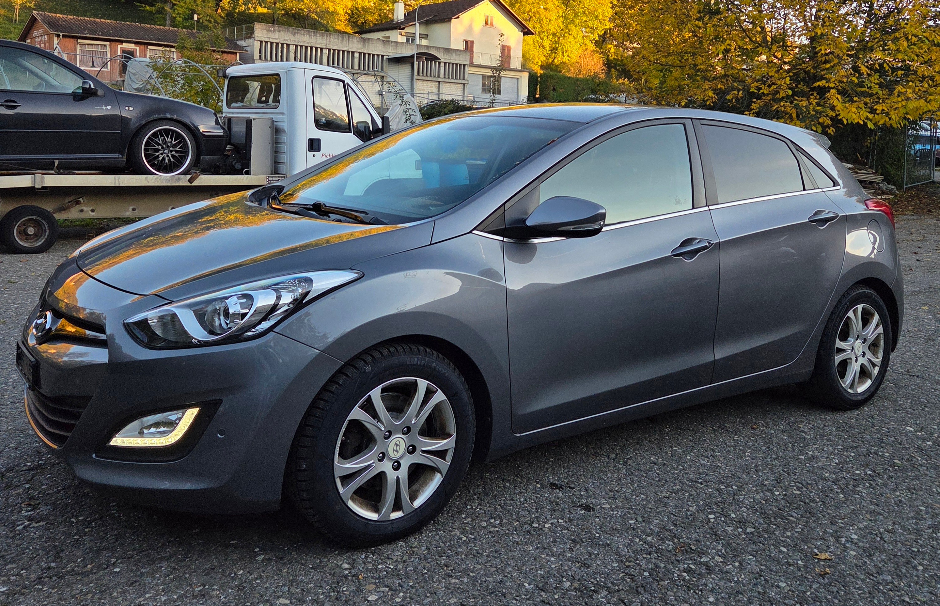 Car photo
