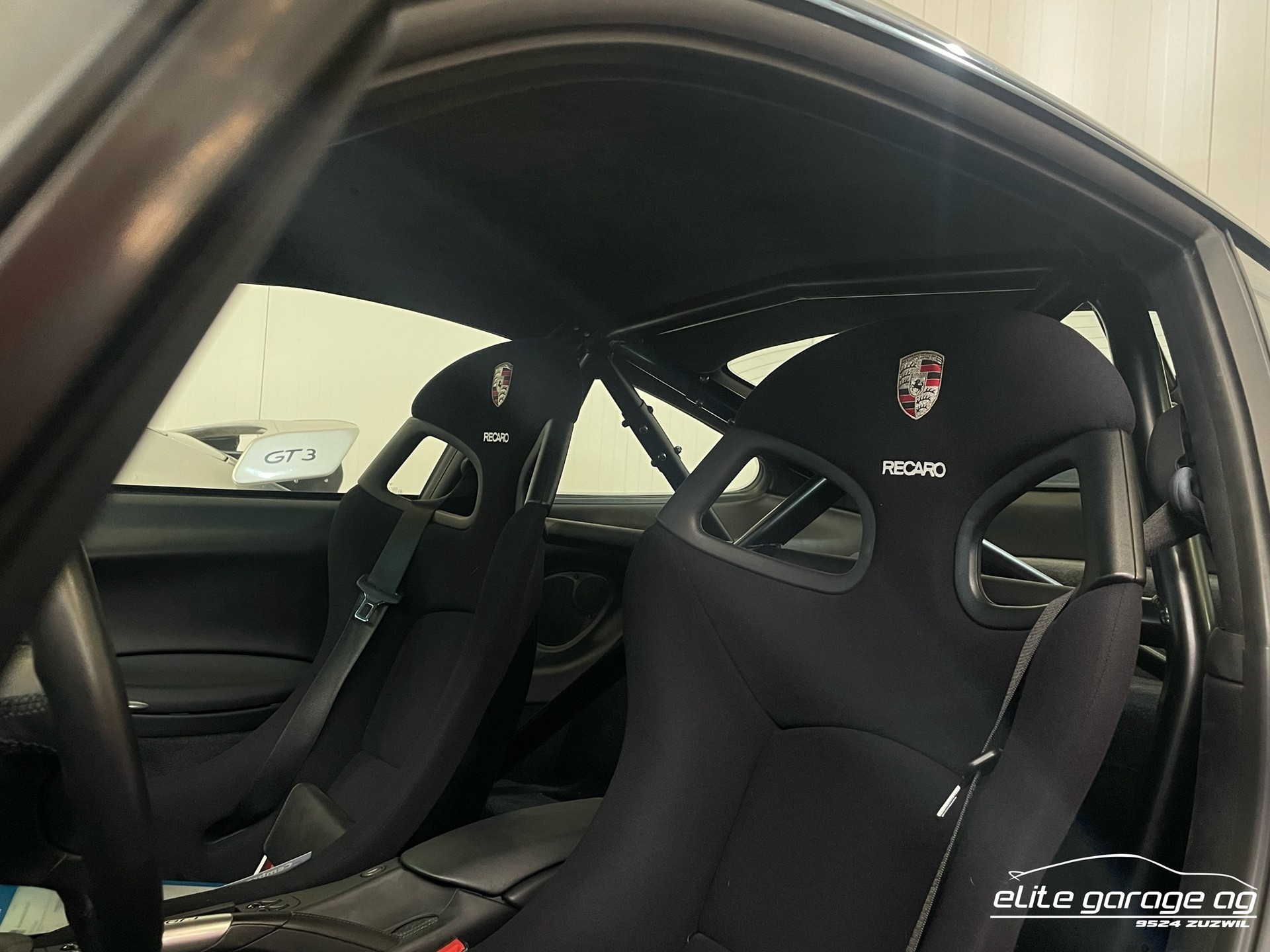 PORSCHE 911 GT3 CLUBSPORT-image-9