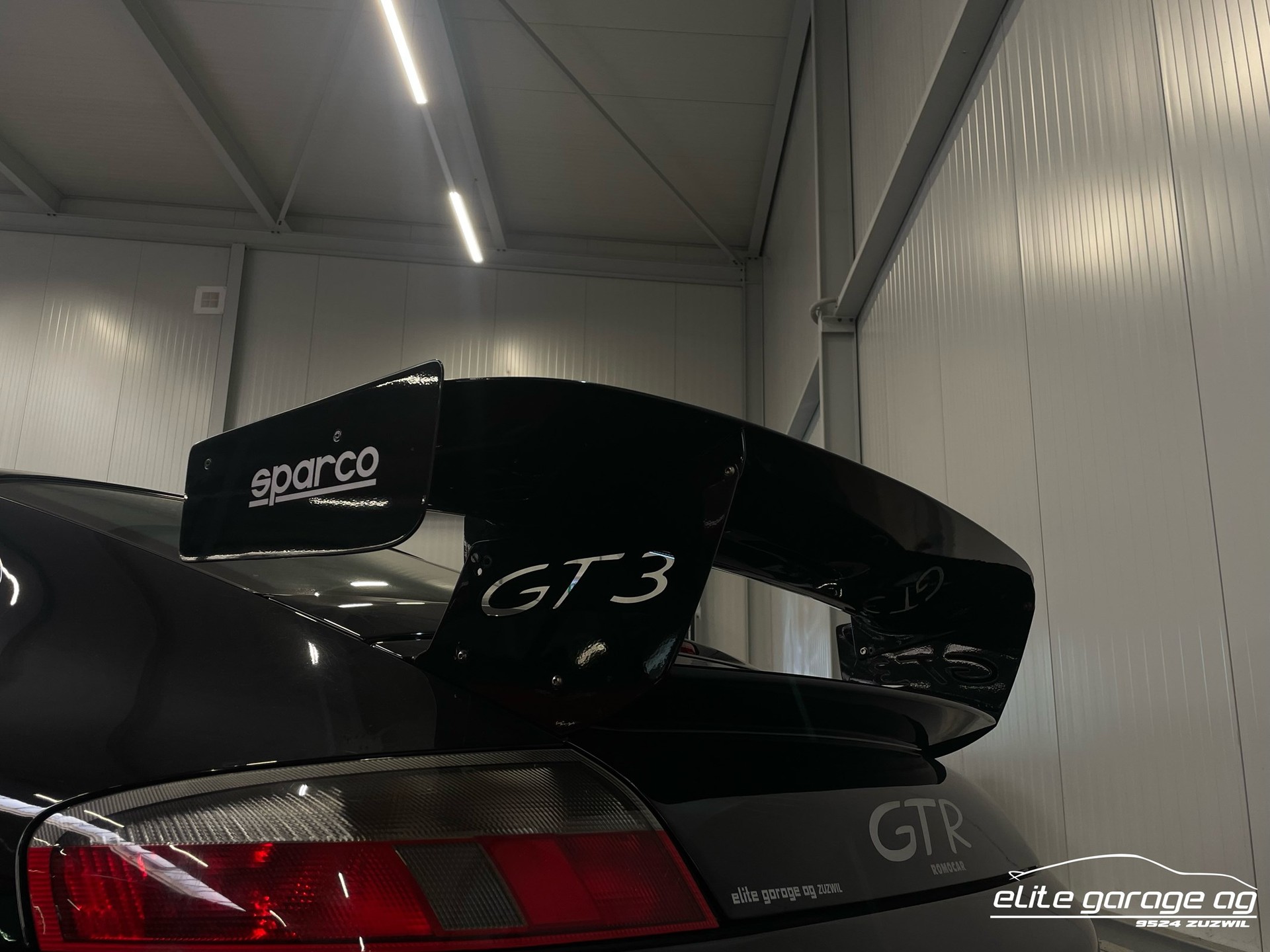 PORSCHE 911 GT3 CLUBSPORT-image-5