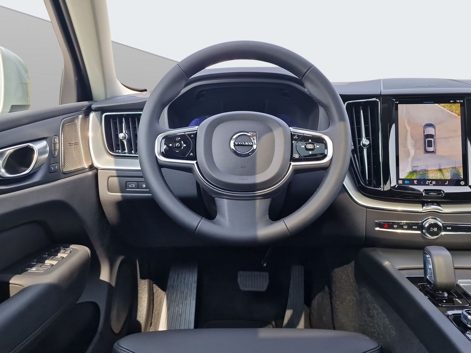 VOLVO XC60 2.0 T6 TE Ultimate Bright eAWD-image-12