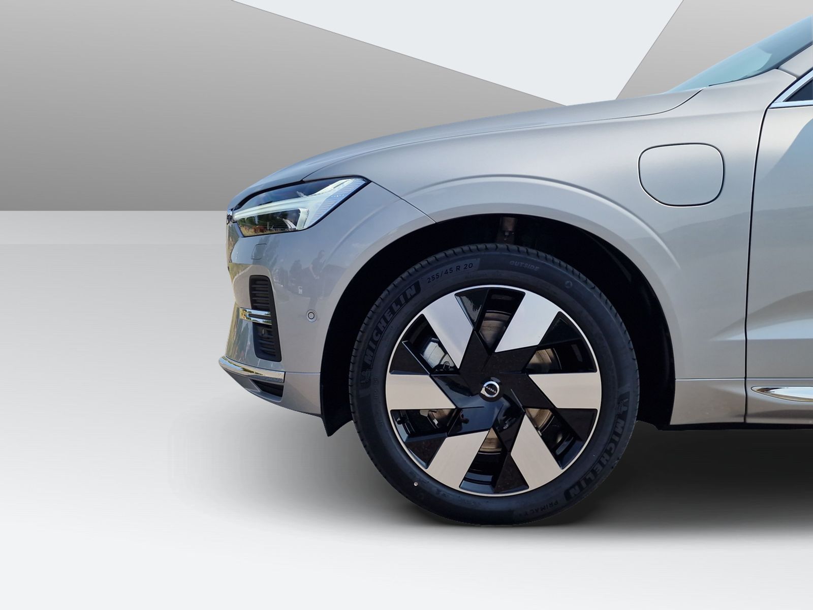 VOLVO XC60 2.0 T6 TE Ultimate Bright eAWD-image-8
