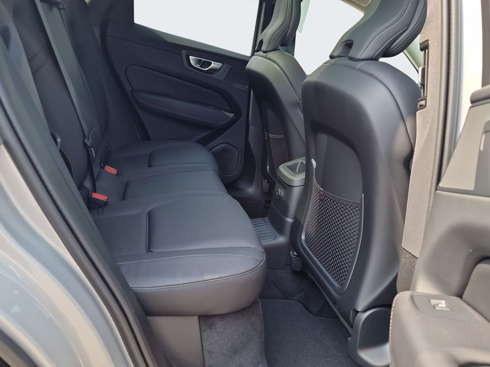 VOLVO XC60 2.0 T6 TE Ultimate Bright eAWD-image-10