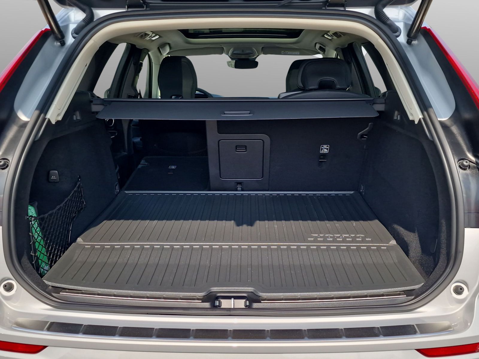 VOLVO XC60 2.0 T6 TE Ultimate Bright eAWD-image-15