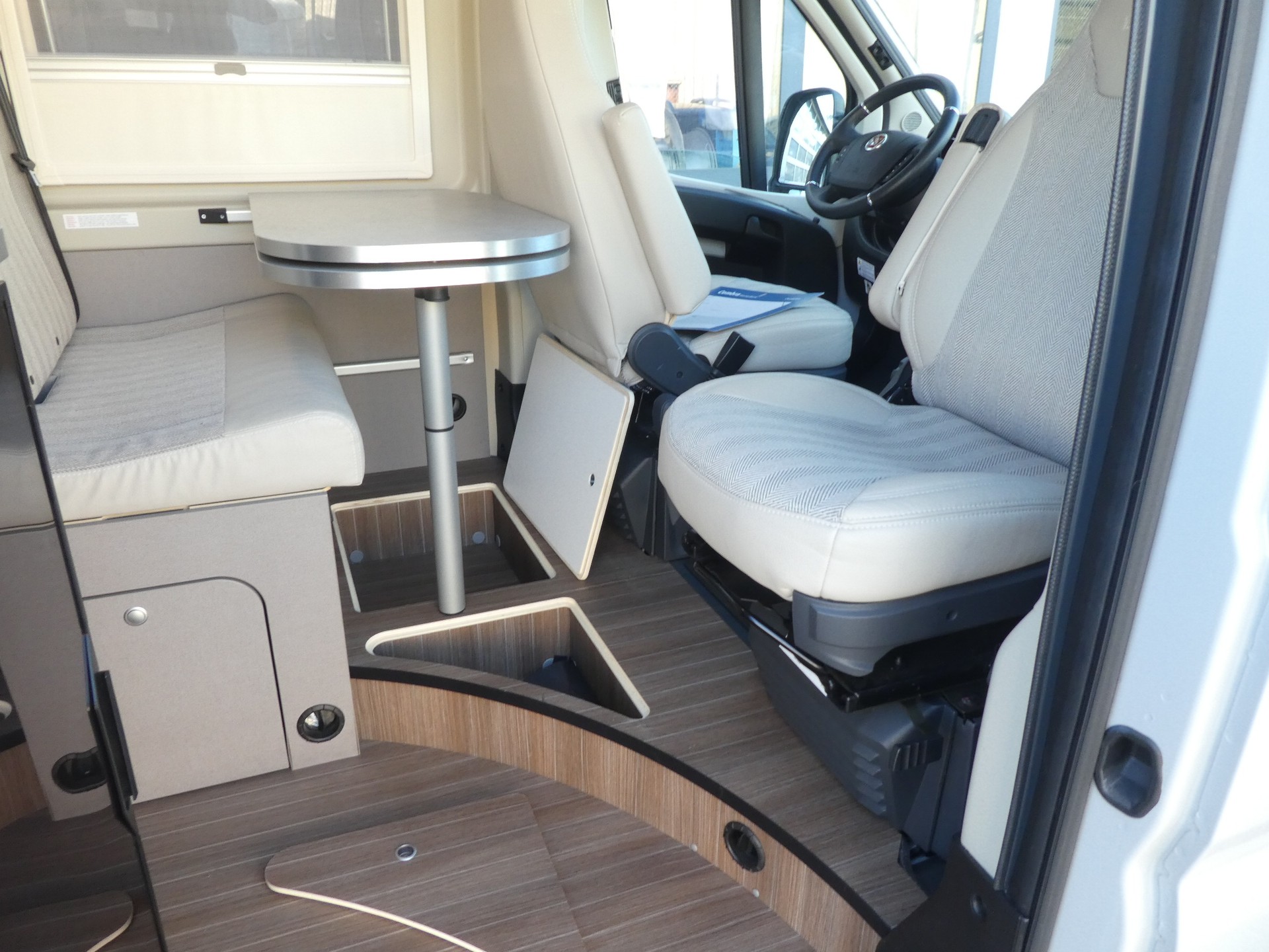 ETRUSCO Fiat Ducato 640 SB Complete Selection-image-9