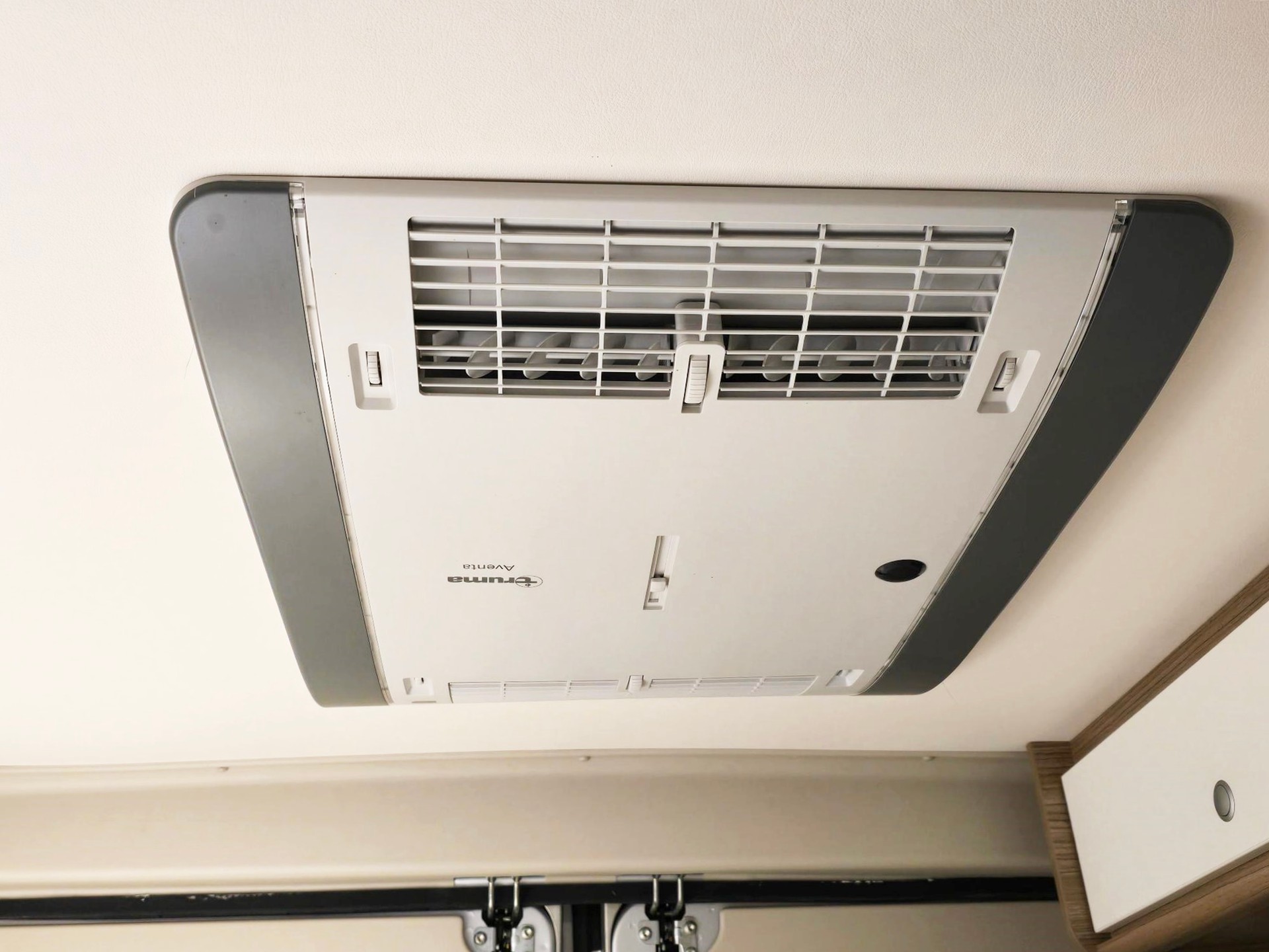 CARADO CV 601 EDITION 5 2,3 DIESEL 9G-AUTOMAT FIAT DUCATO PROFESSIONAL MJ 140-image-8