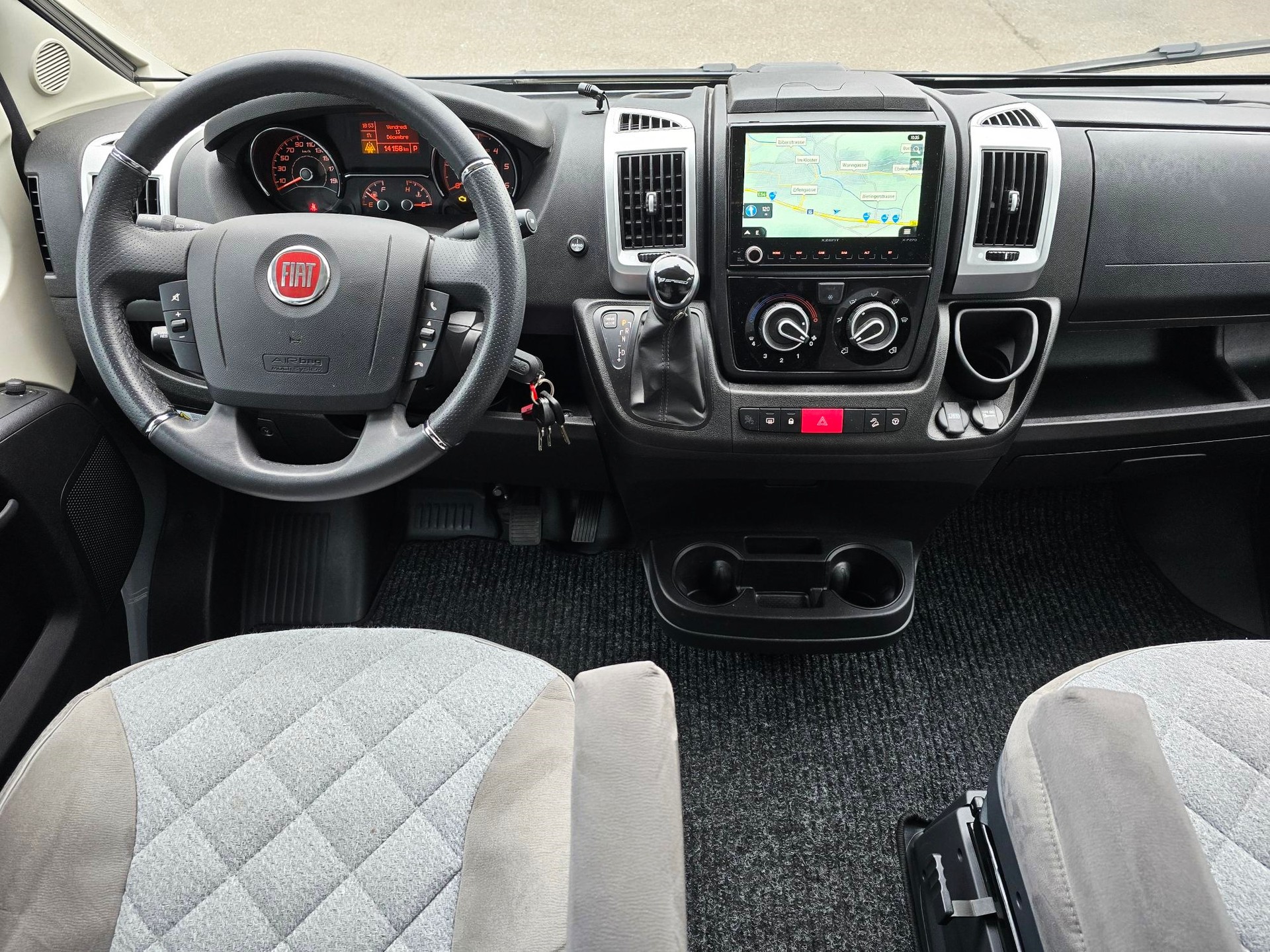 CARADO CV 601 EDITION 5 2,3 DIESEL 9G-AUTOMAT FIAT DUCATO PROFESSIONAL MJ 140-image-5