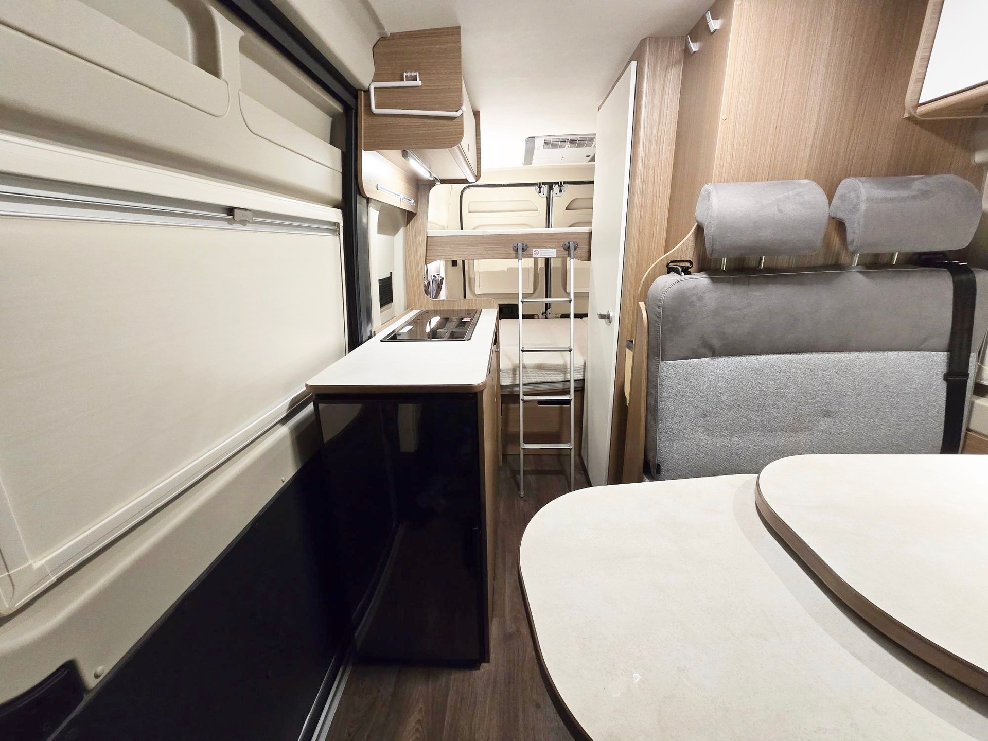 CARADO CV 601 EDITION 5 2,3 DIESEL 9G-AUTOMAT FIAT DUCATO PROFESSIONAL MJ 140-image-9