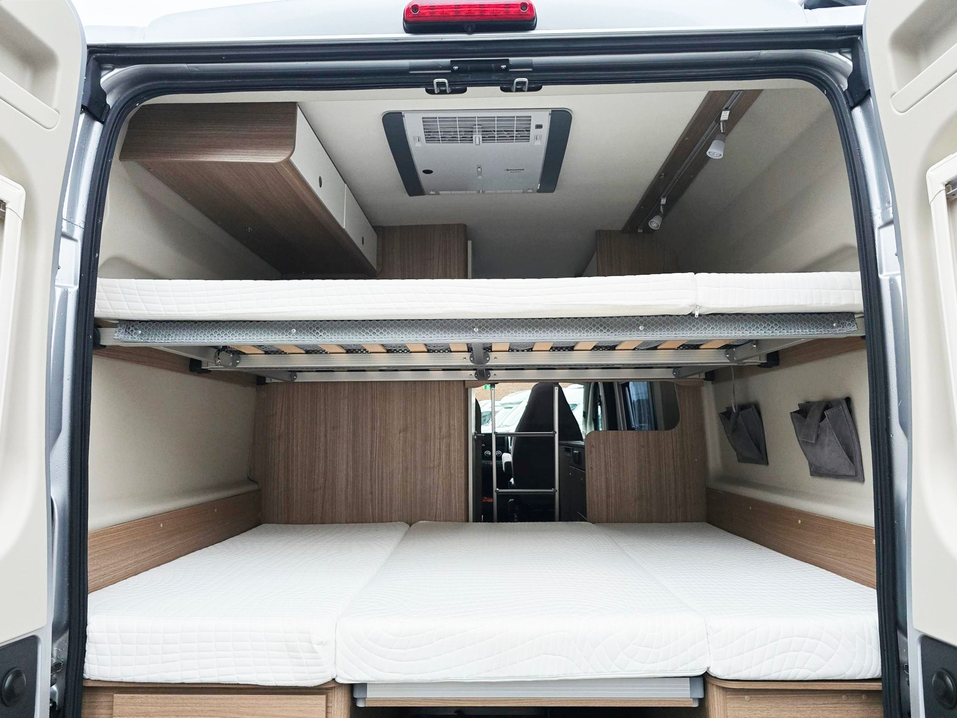 CARADO CV 601 EDITION 5 2,3 DIESEL 9G-AUTOMAT FIAT DUCATO PROFESSIONAL MJ 140