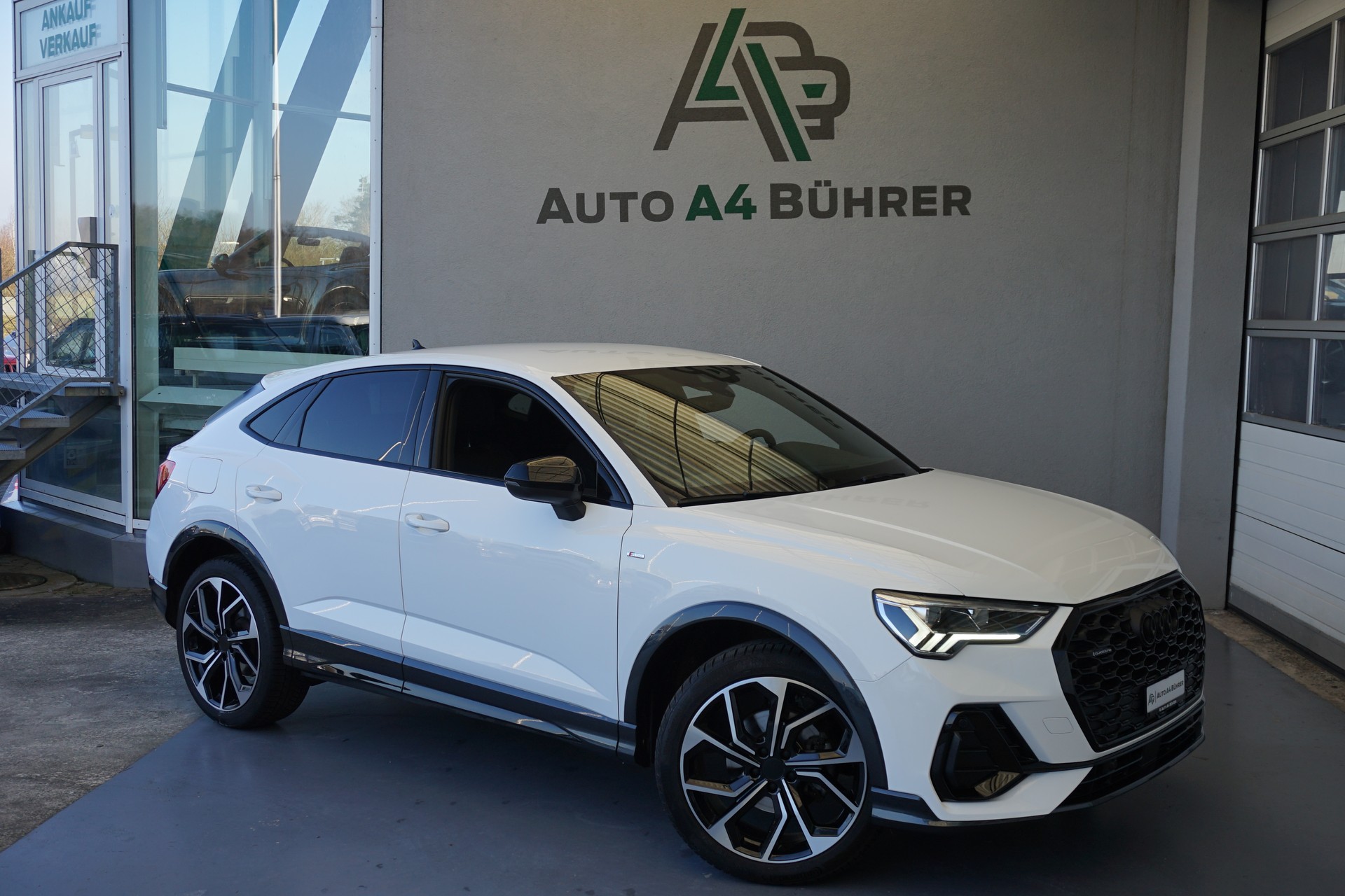 AUDI Q3 SB Sportback 35 TDI S line quattro aus 1.Hand mit Gratisservice-image-1