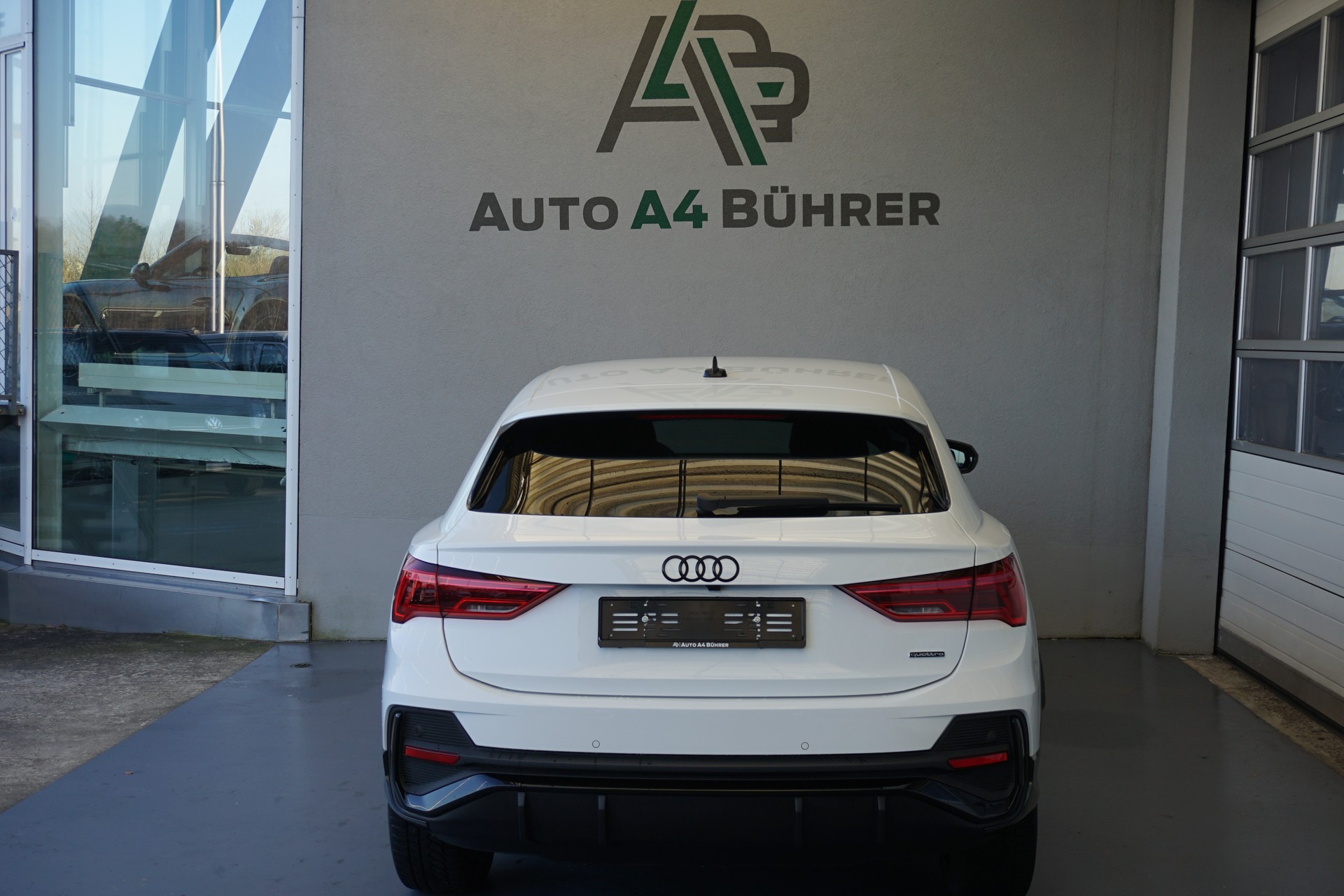 AUDI Q3 SB Sportback 35 TDI S line quattro aus 1.Hand mit Gratisservice-image-10