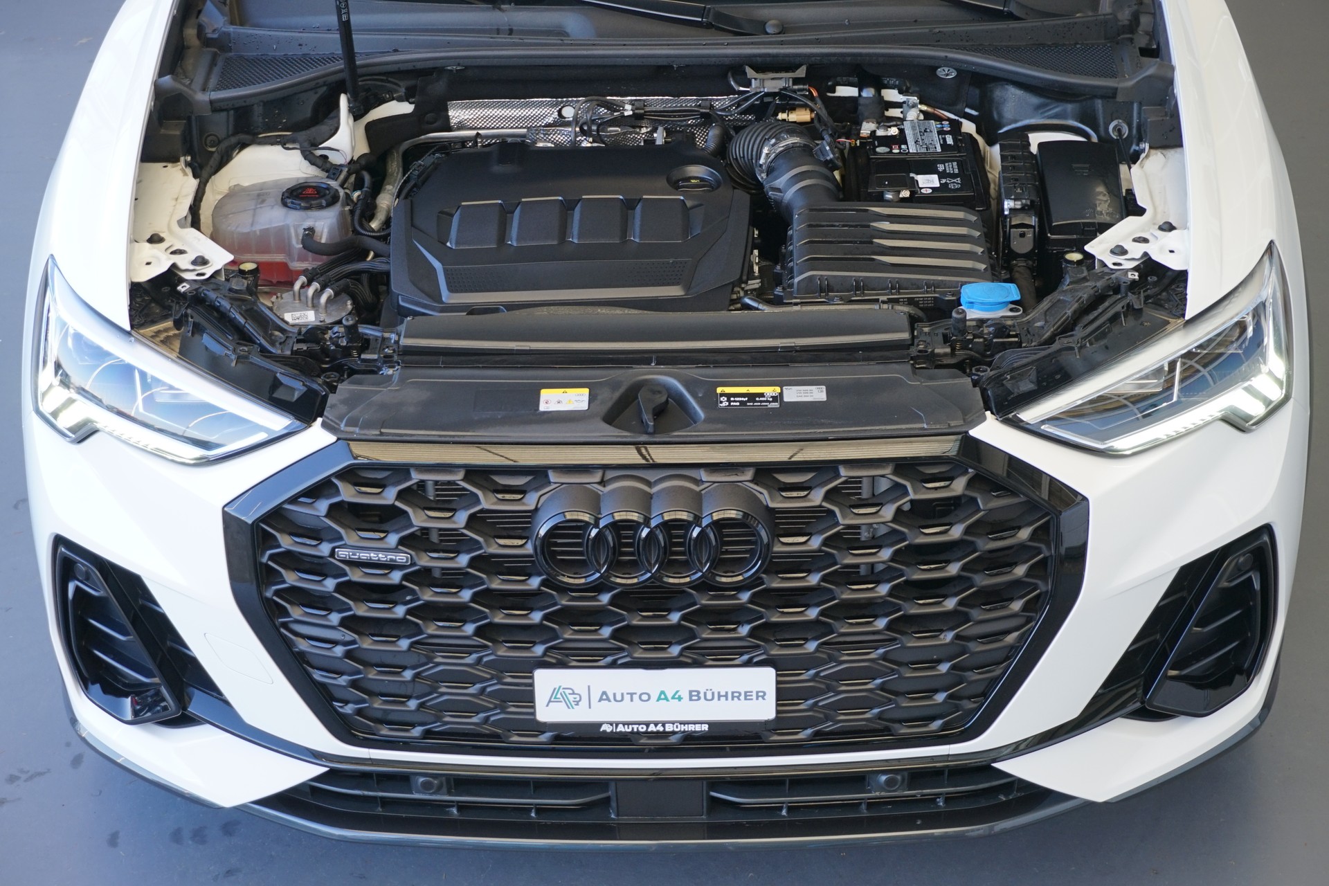 AUDI Q3 SB Sportback 35 TDI S line quattro aus 1.Hand mit Gratisservice-image-12
