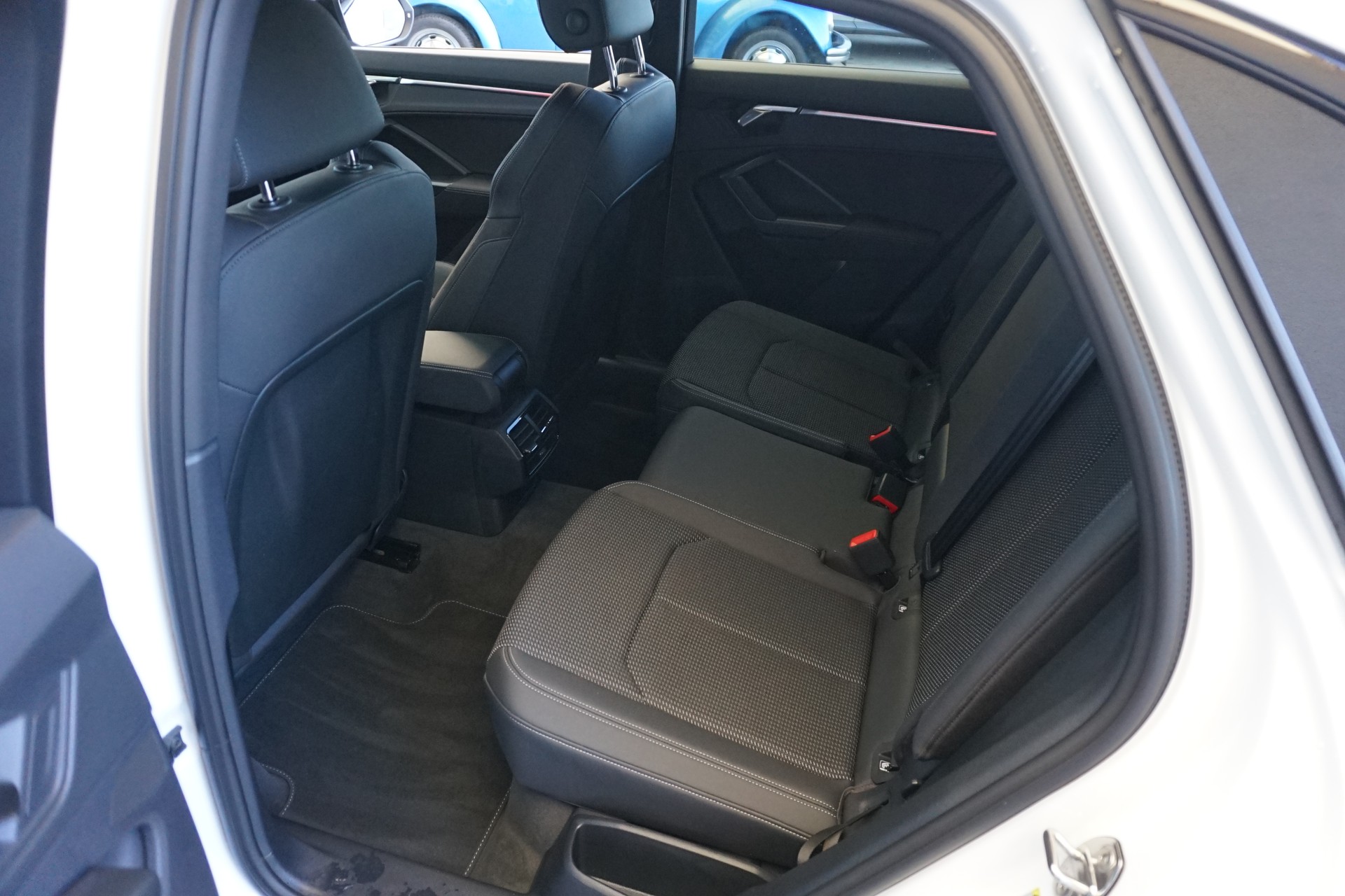 AUDI Q3 SB Sportback 35 TDI S line quattro aus 1.Hand mit Gratisservice-image-22