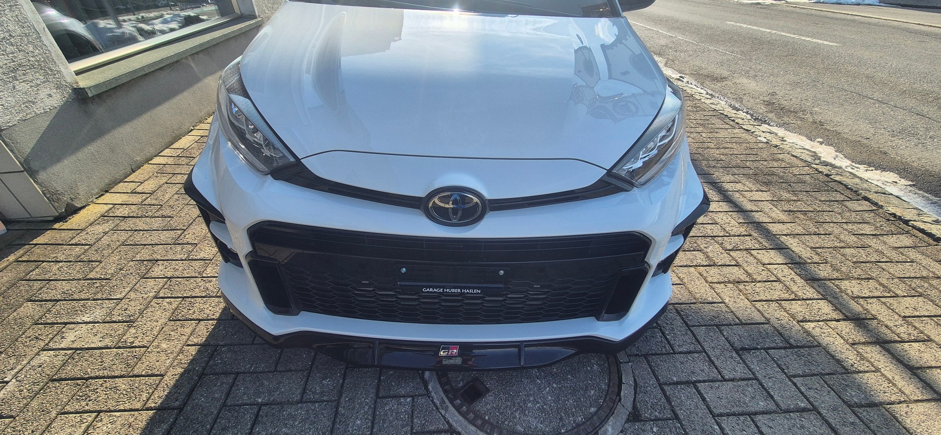TOYOTA Yaris 1.6 GR Sport-image-5