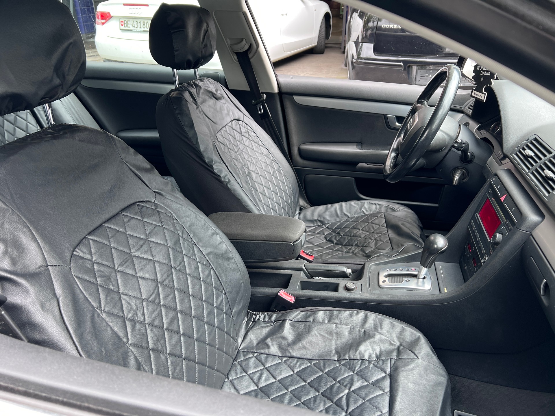 AUDI A4 Avant 1.8 Turbo-image-8