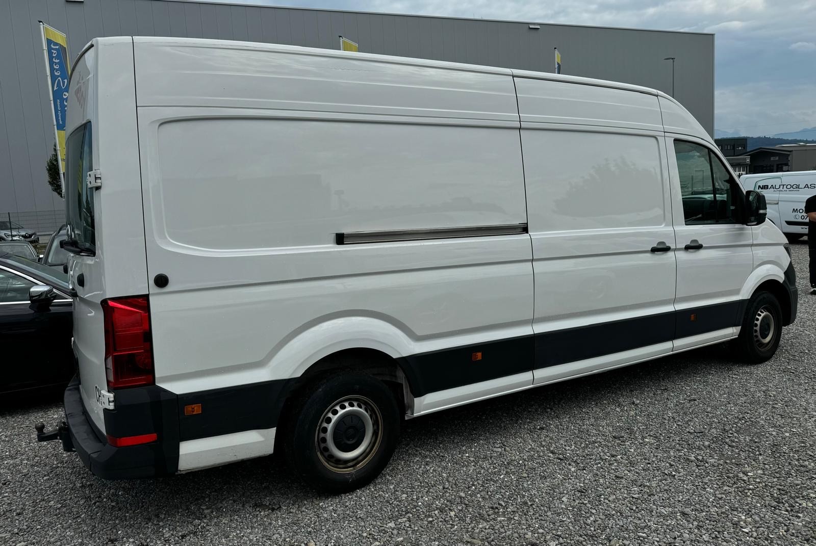 VW Crafter 35 2.0 TDI L4-image-2