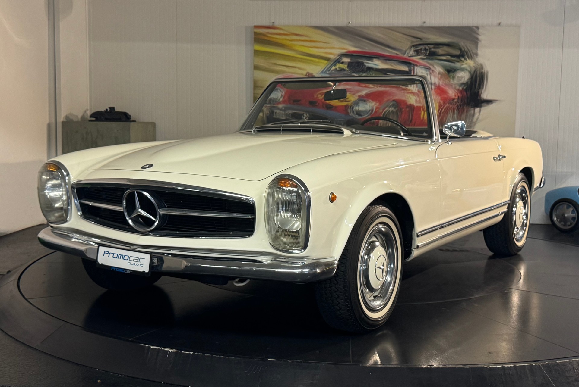 MERCEDES-BENZ 230 SL Pagoda