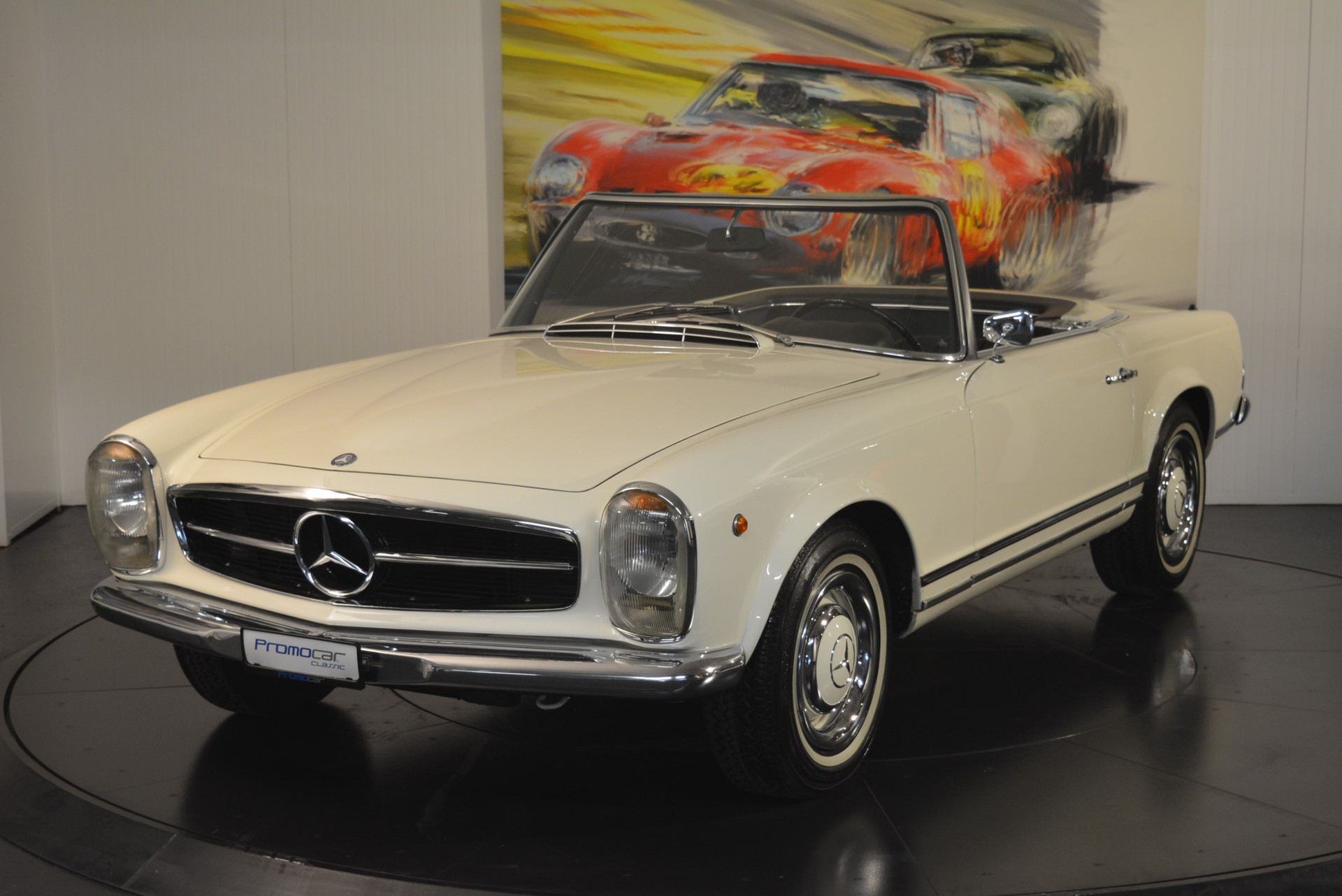 MERCEDES-BENZ 230 SL Pagoda