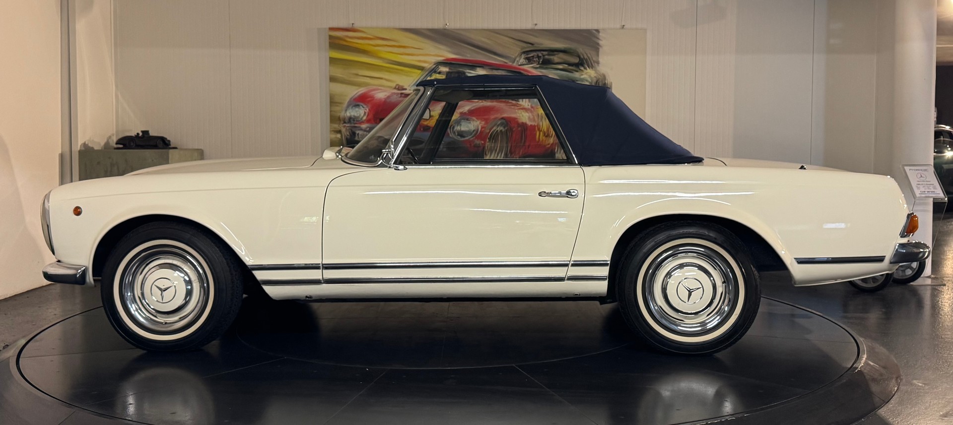 MERCEDES-BENZ 230 SL Pagoda-showroom-element-2