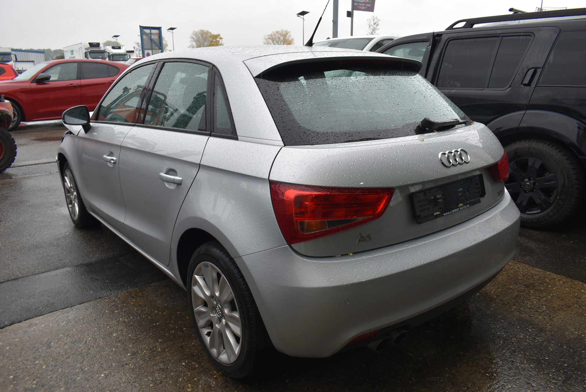 AUDI A1 Sportback 1.4 TFSI Attraction S-tronic-image-8