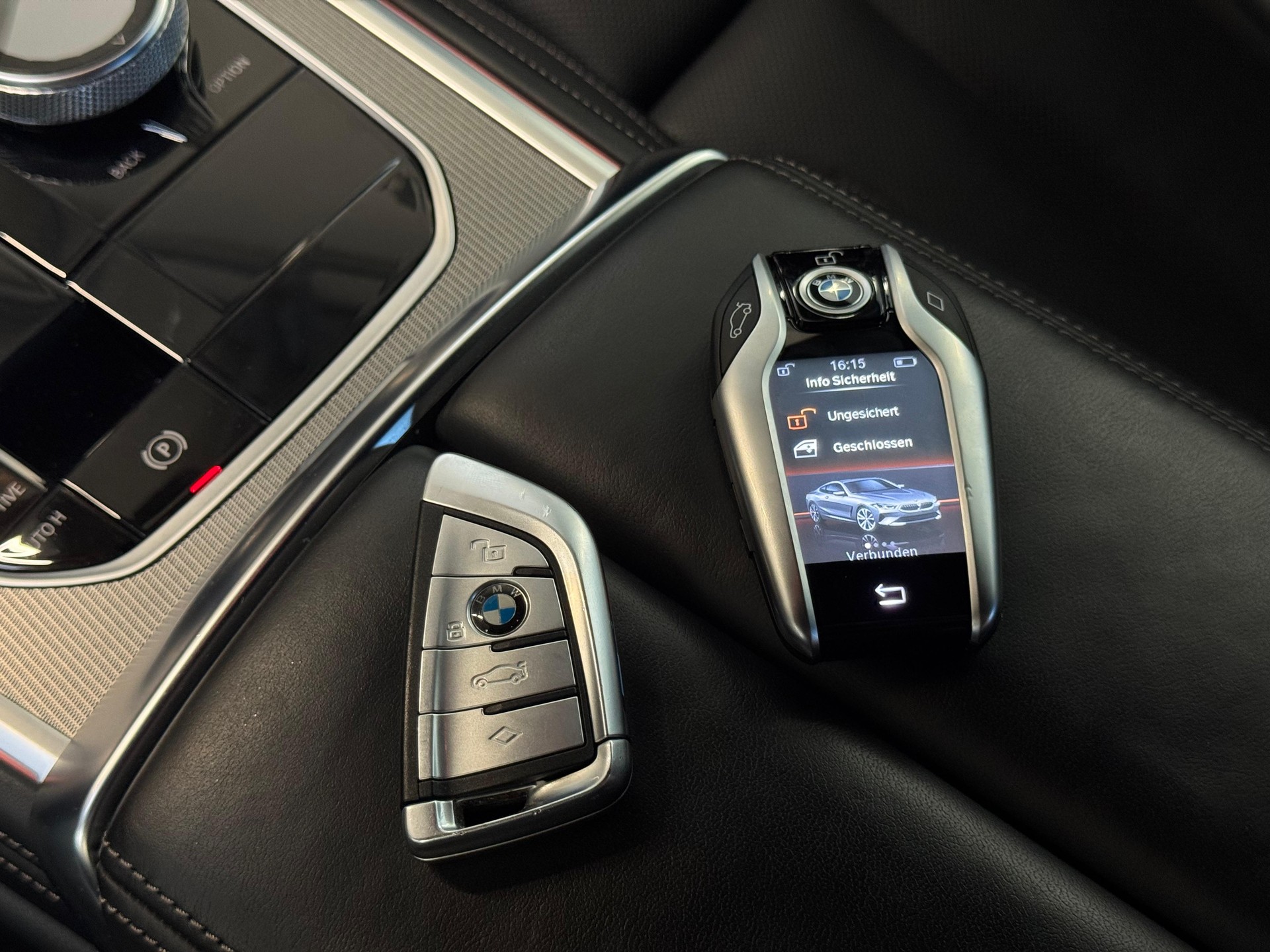 BMW M850i xDrive Steptronic-image-19