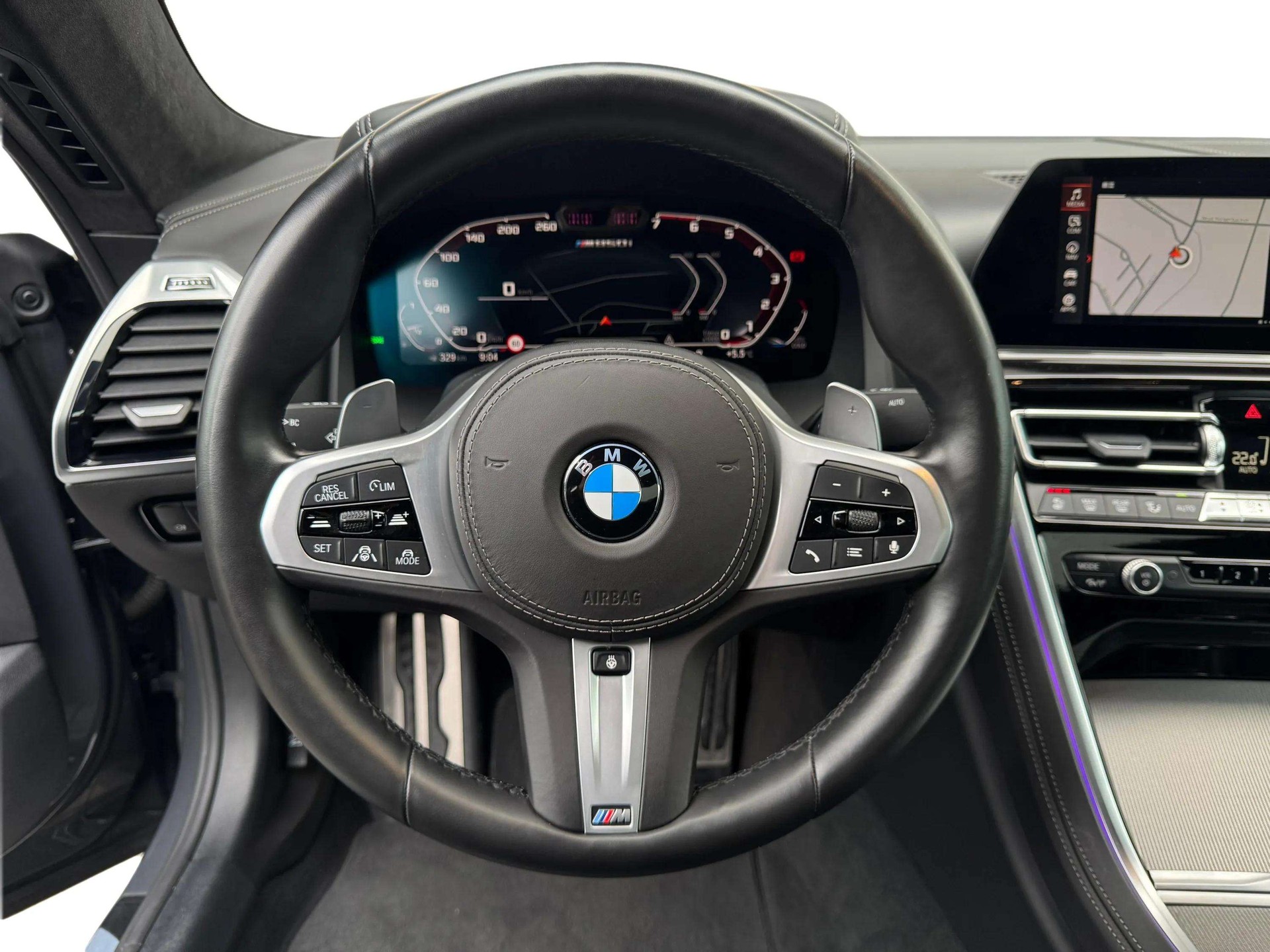 BMW M850i xDrive Steptronic-image-14