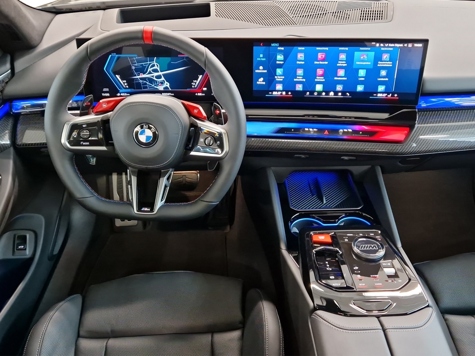 BMW M5 xDrive Touring-image-16