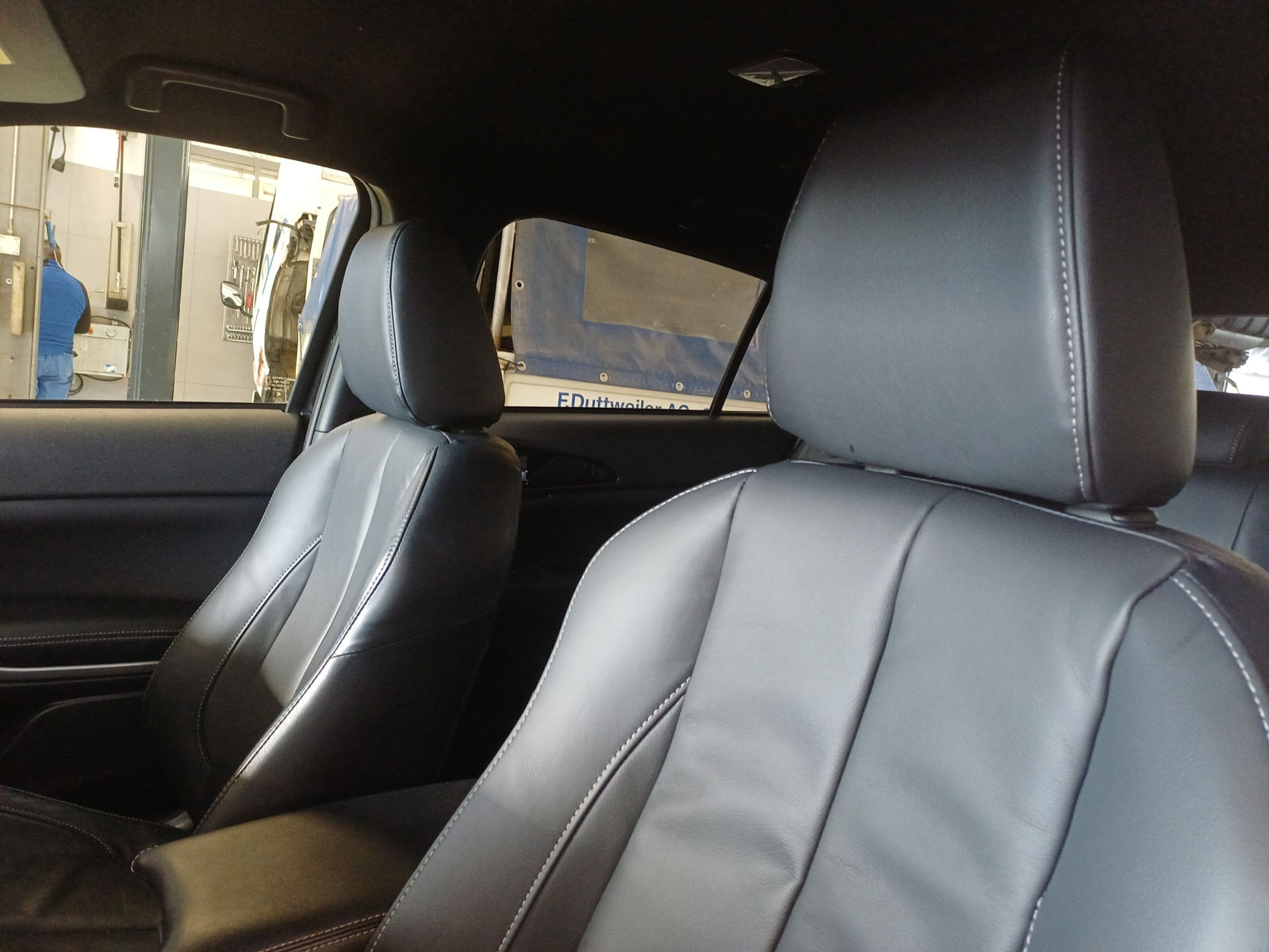 MITSUBISHI Eclipse Cross 2.4 PHEV Instyle 4x4-image-7