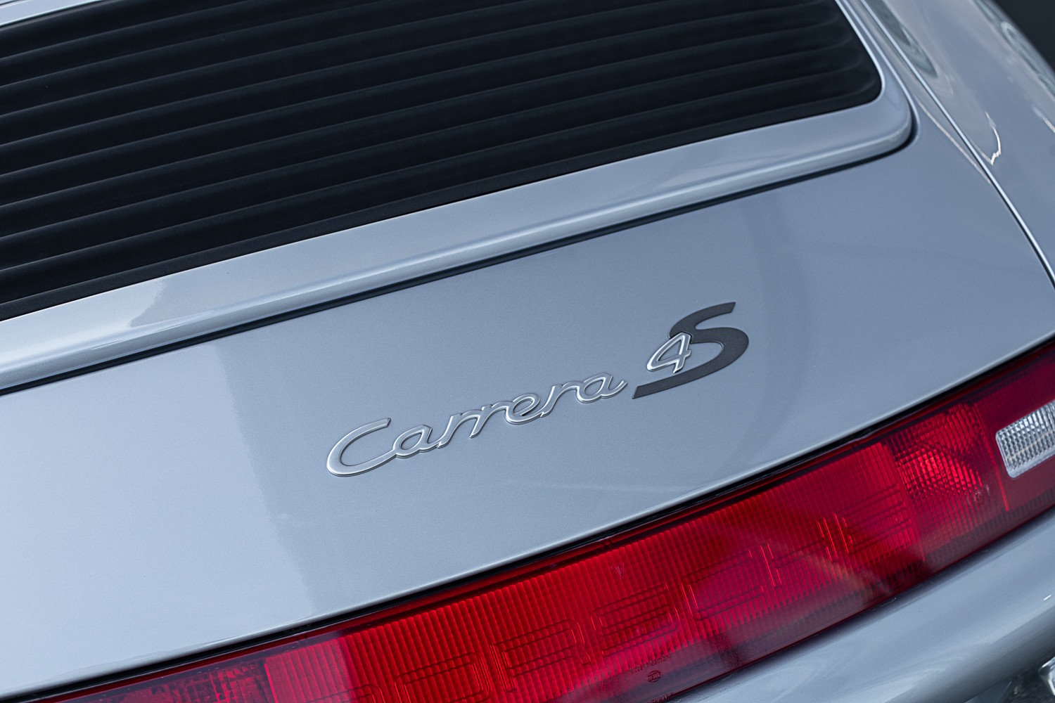 PORSCHE 911 Carrera 4S-image-5