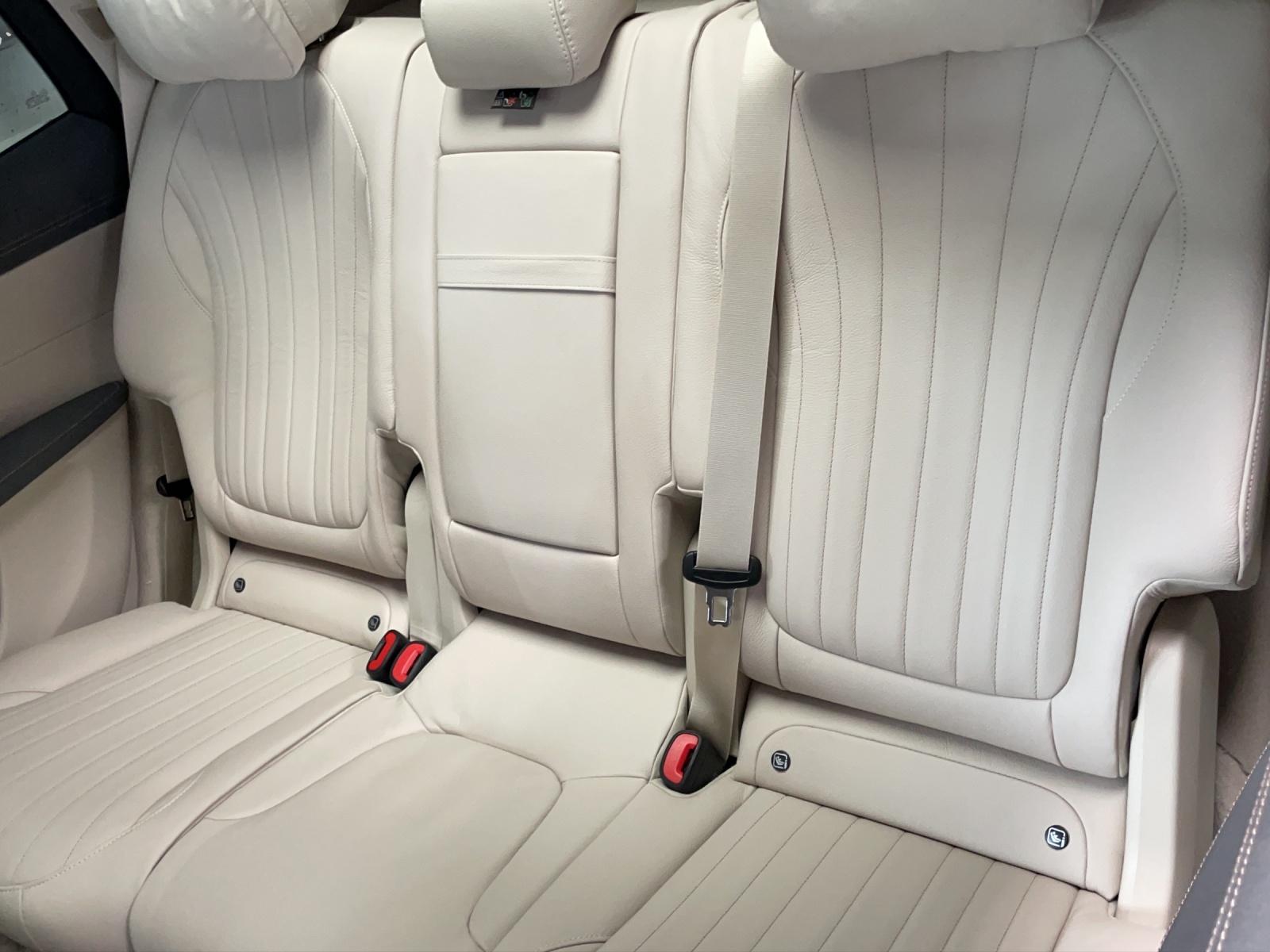 MERCEDES-BENZ EQS 450 4MATIC SUV Executive Edition AMG Line-image-7