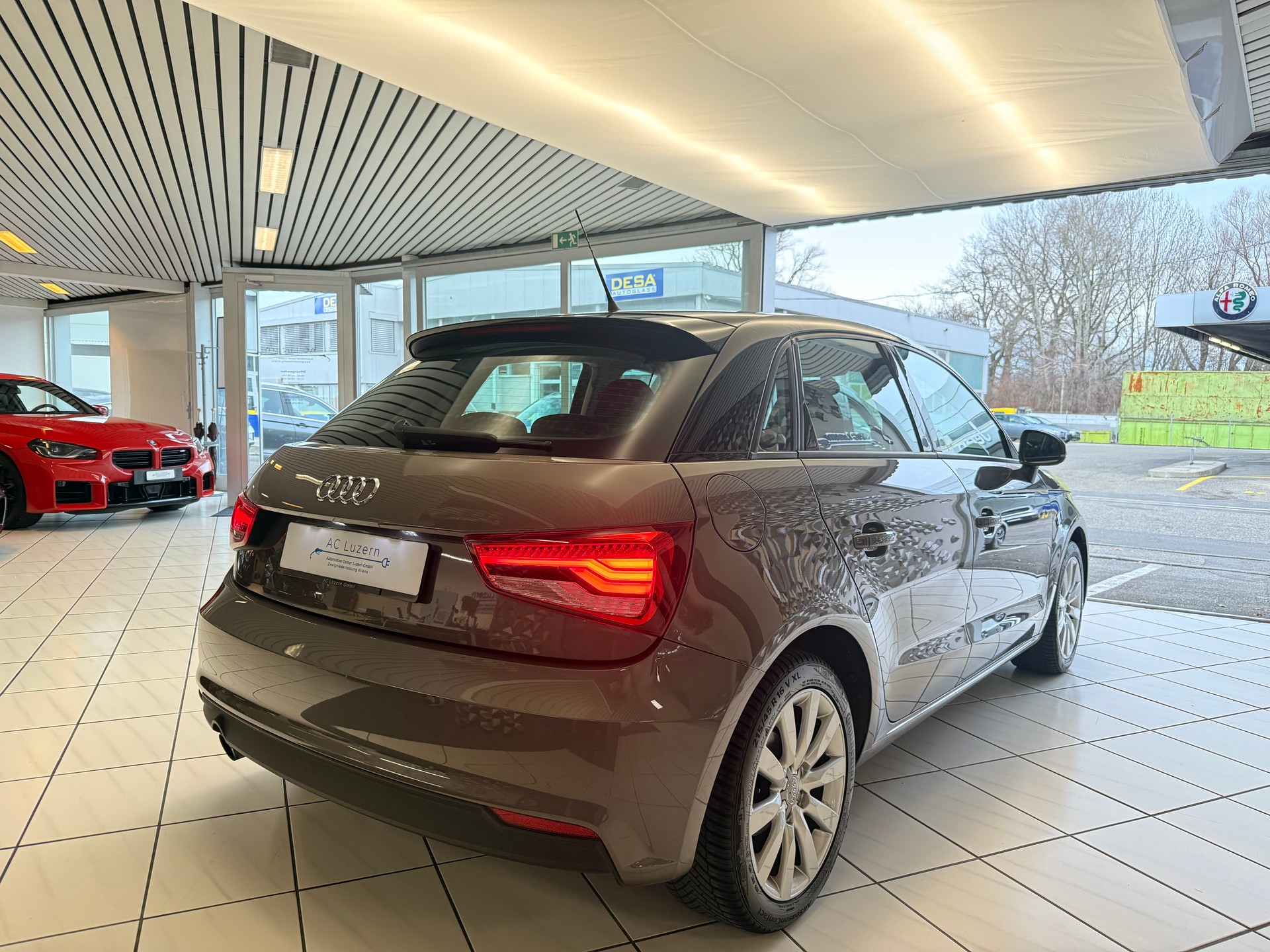 AUDI A1 Sportback 1.0 TFSI Sport-image-2