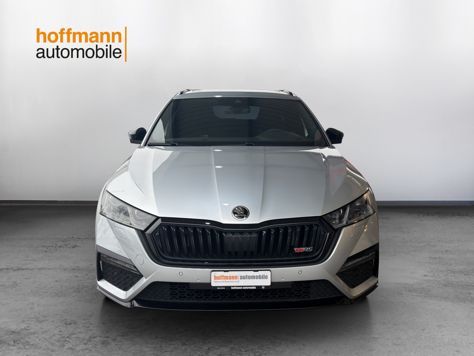 SKODA Octavia Combi 2.0 TSI DSG RS-image-1