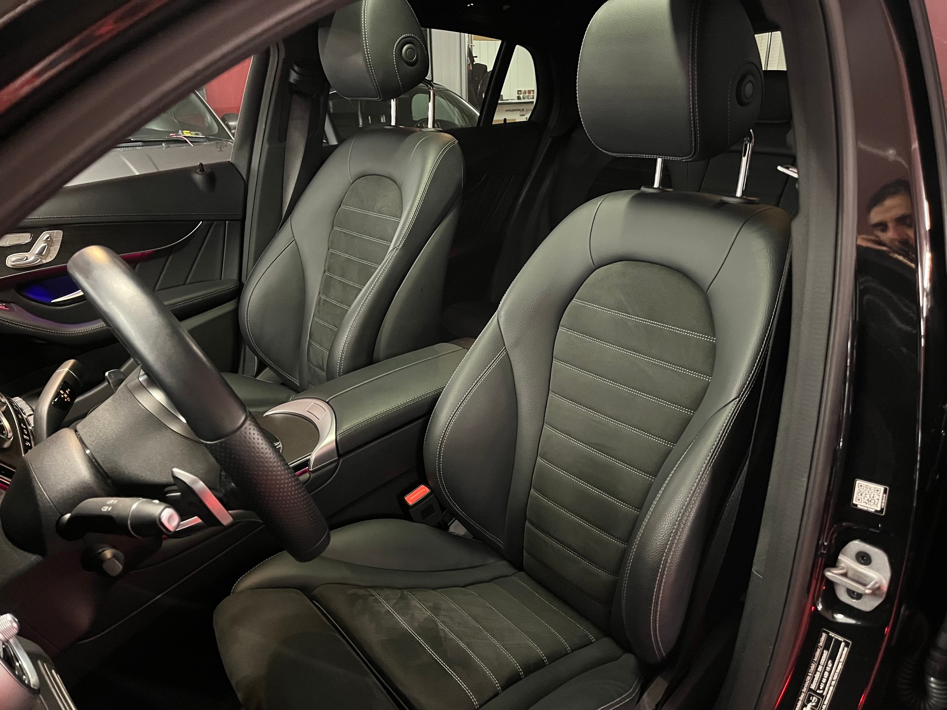 MERCEDES-BENZ GLC Coupé 200 AMG Line 4Matic 9G-Tronic-image-12