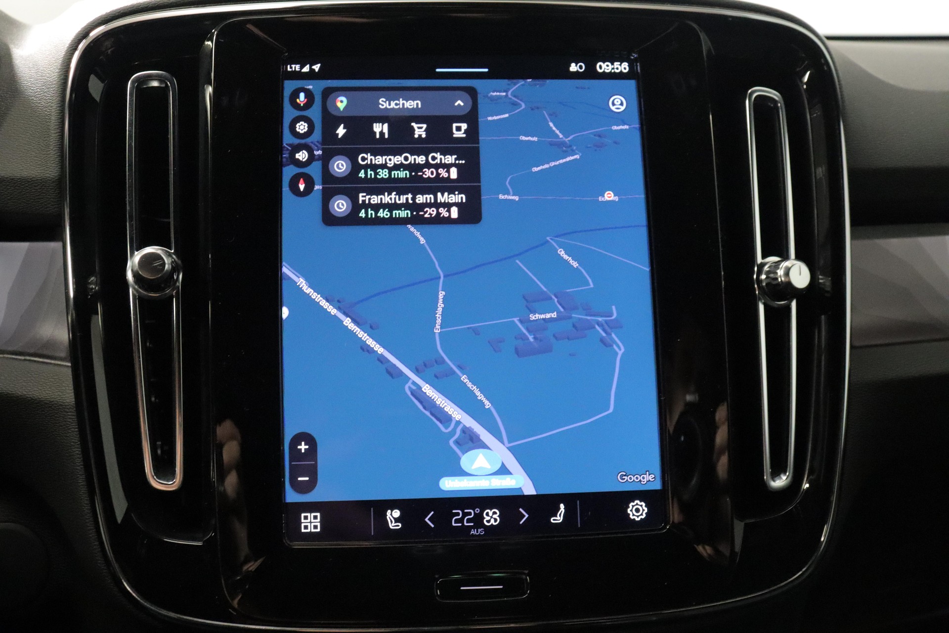 VOLVO XC40 E80 Plus-image-8